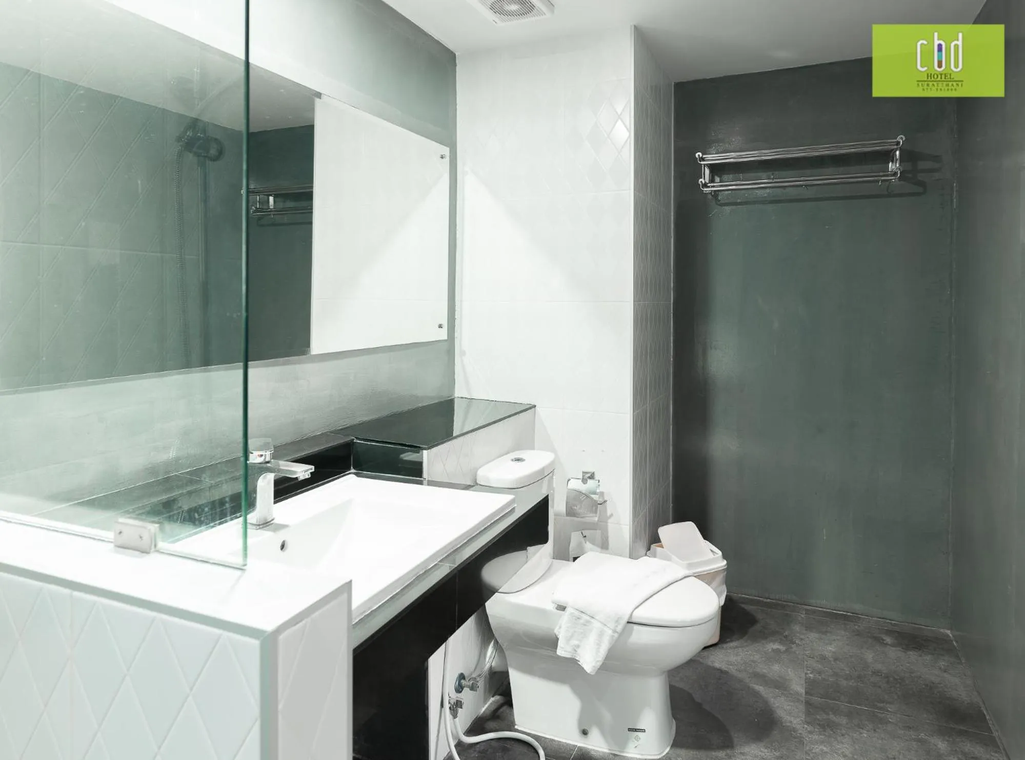 Bathroom in CBD Hotel Suratthani
