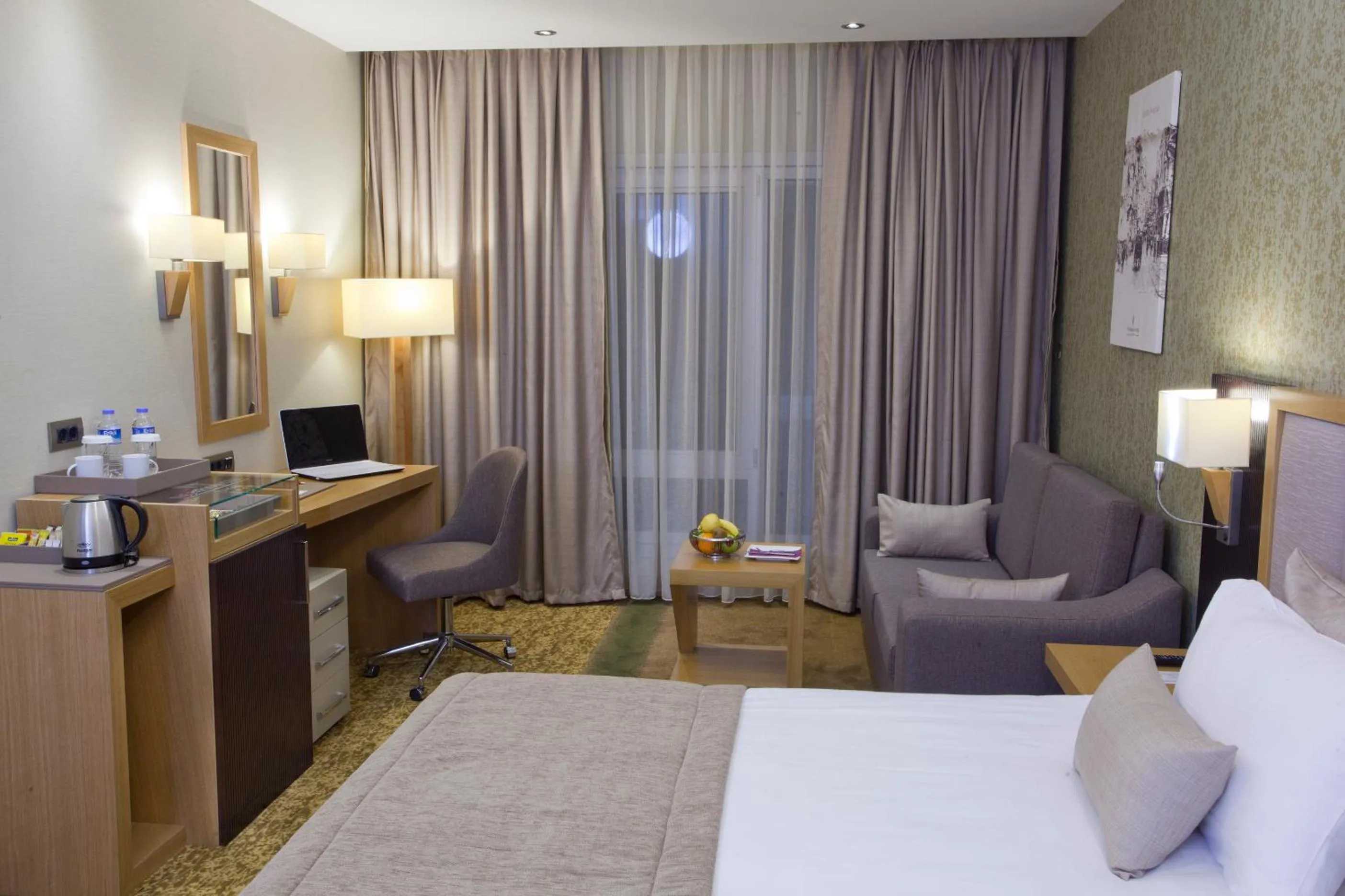 Photo of the whole room, Bed in The Parma Hotel & Spa Taksim
