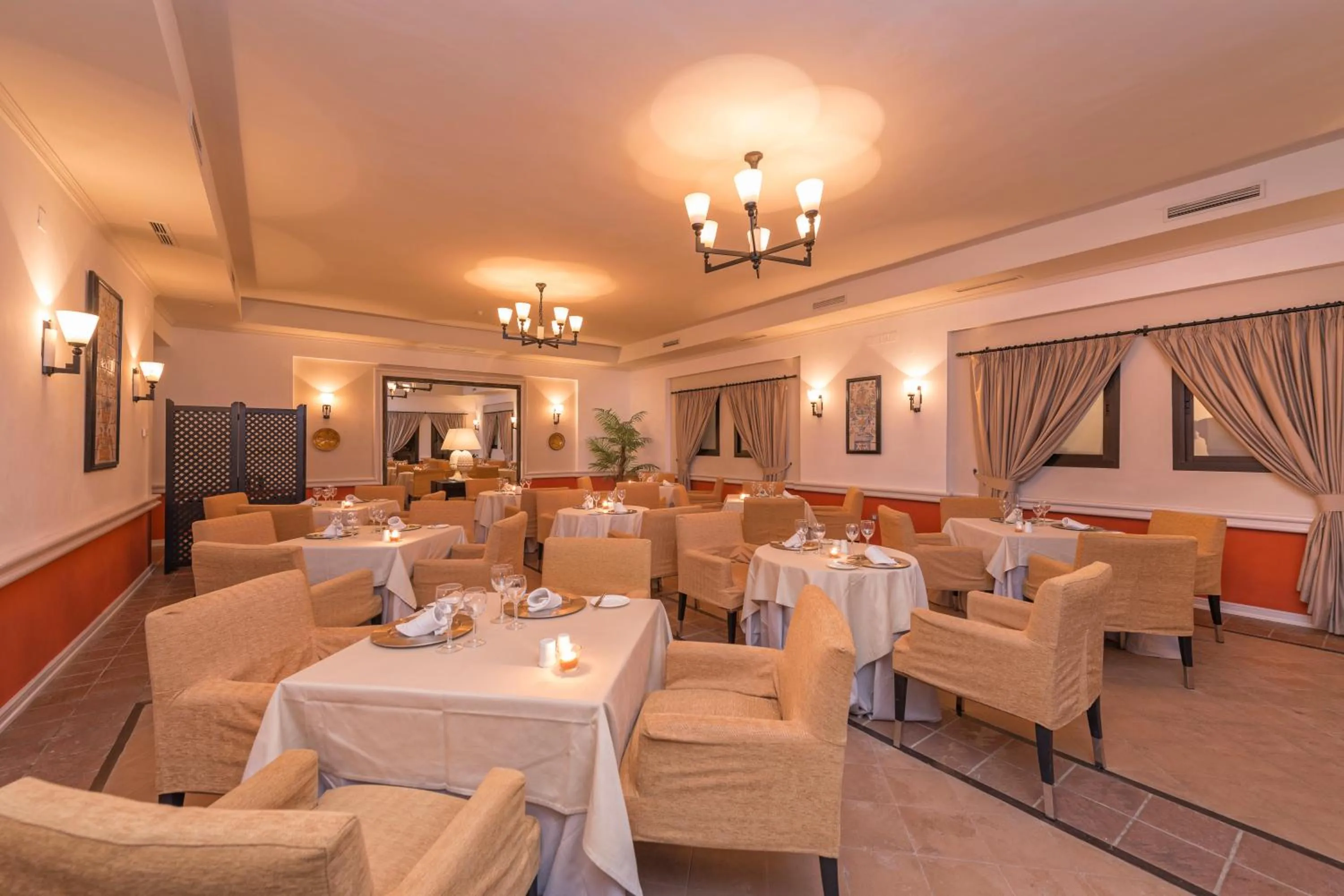 Restaurant/places to eat in La Cala Resort
