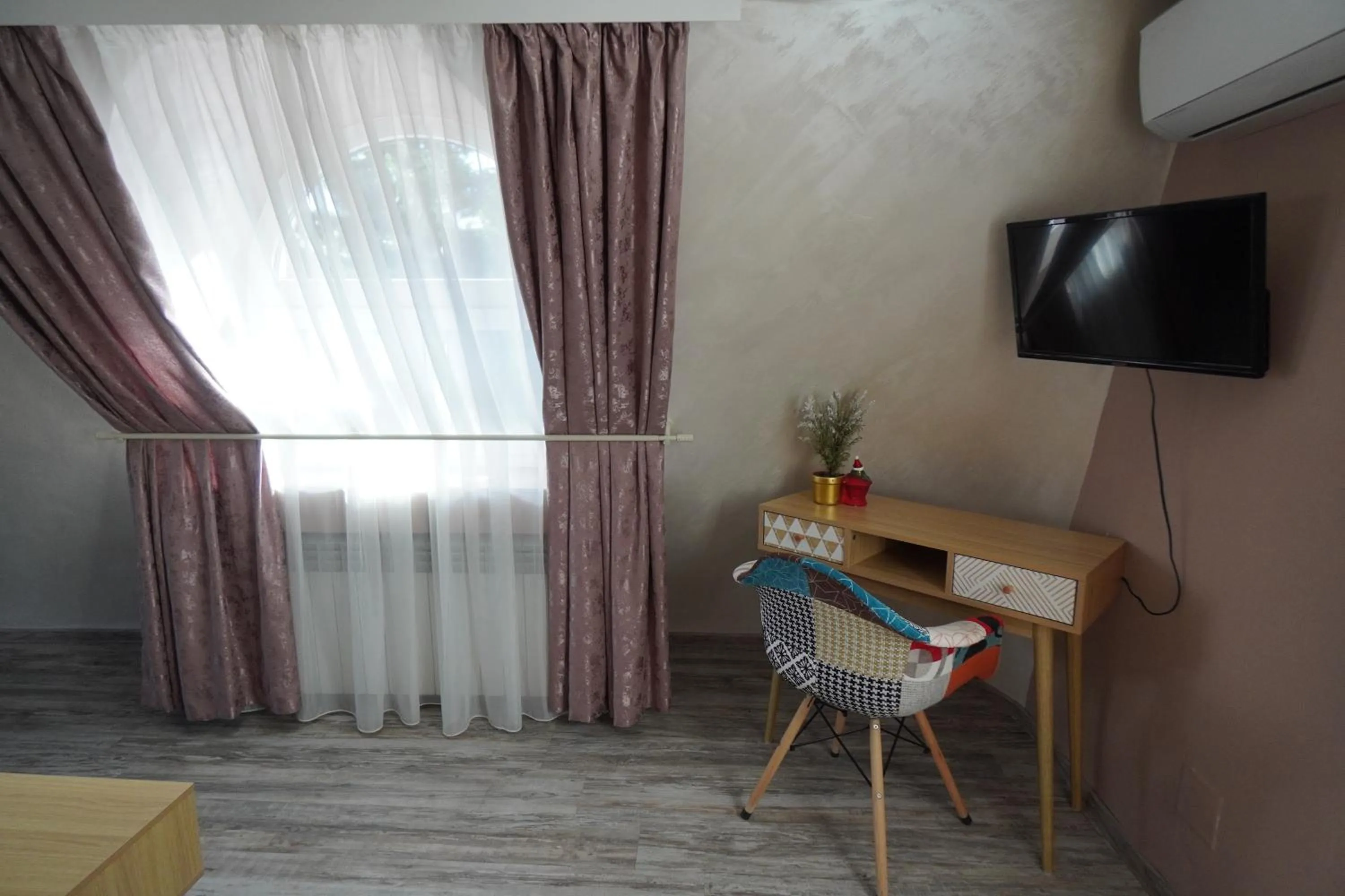 Photo of the whole room in Jeweller Hotel