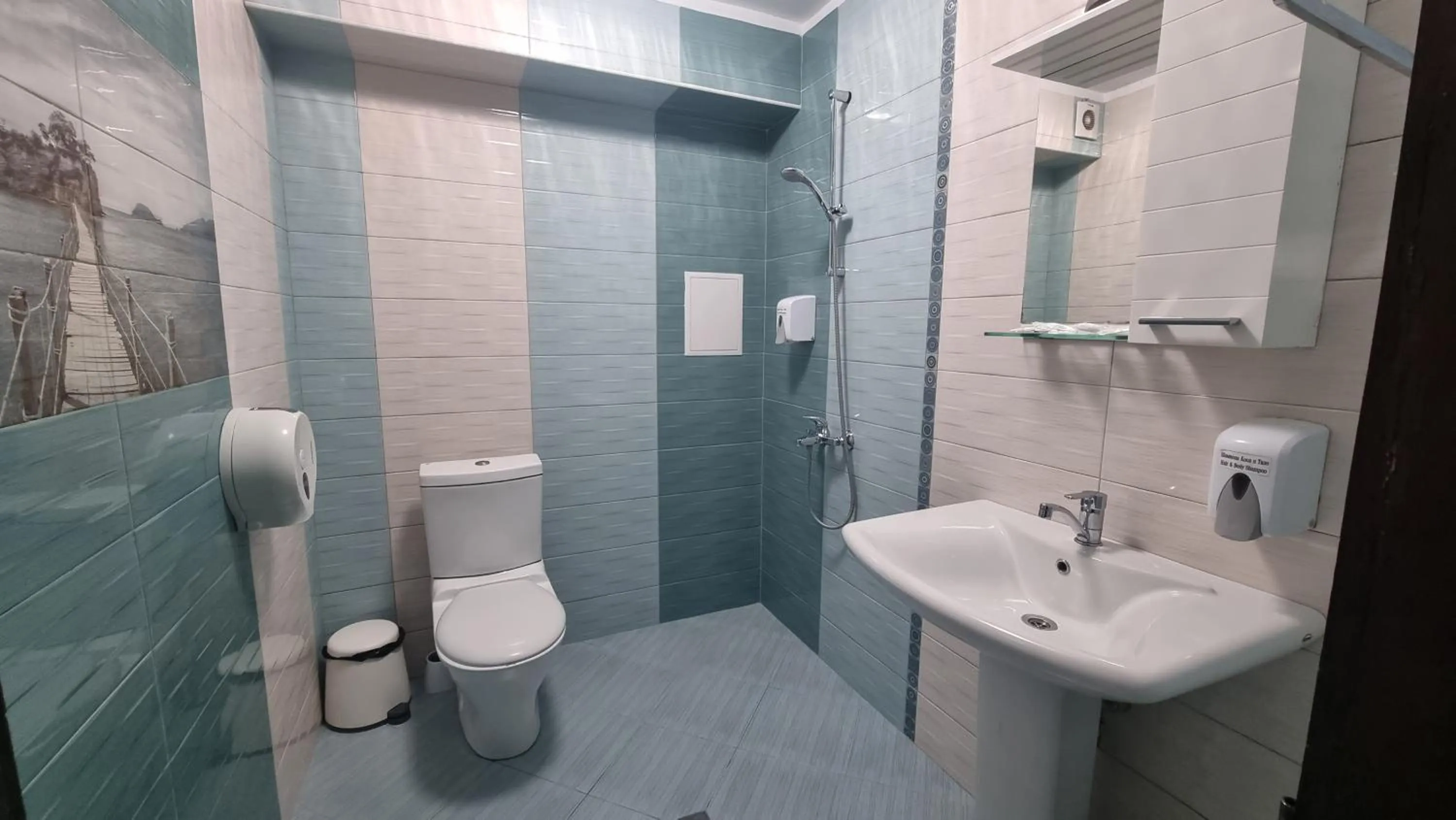 Quadruple Room in Jeweller Hotel