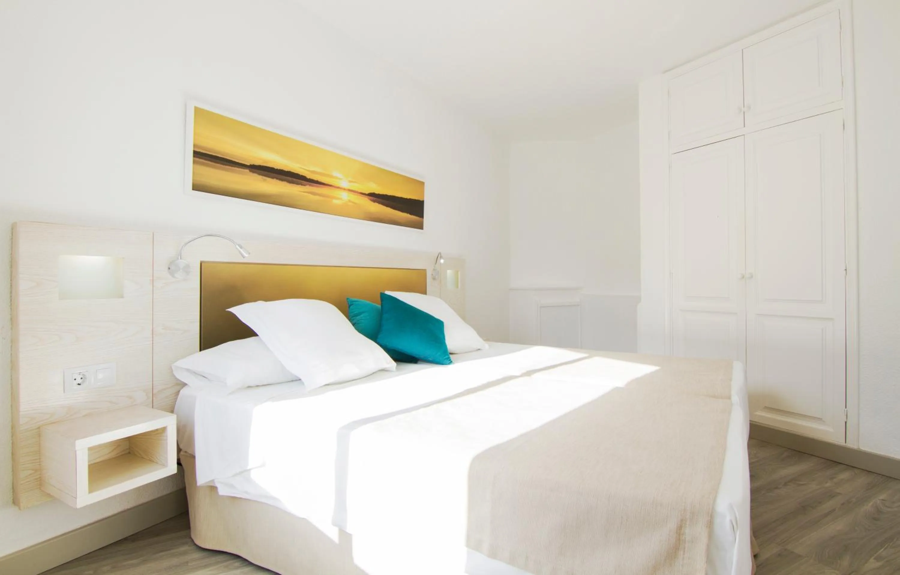 Bed in Checkin Bungalows Atlántida