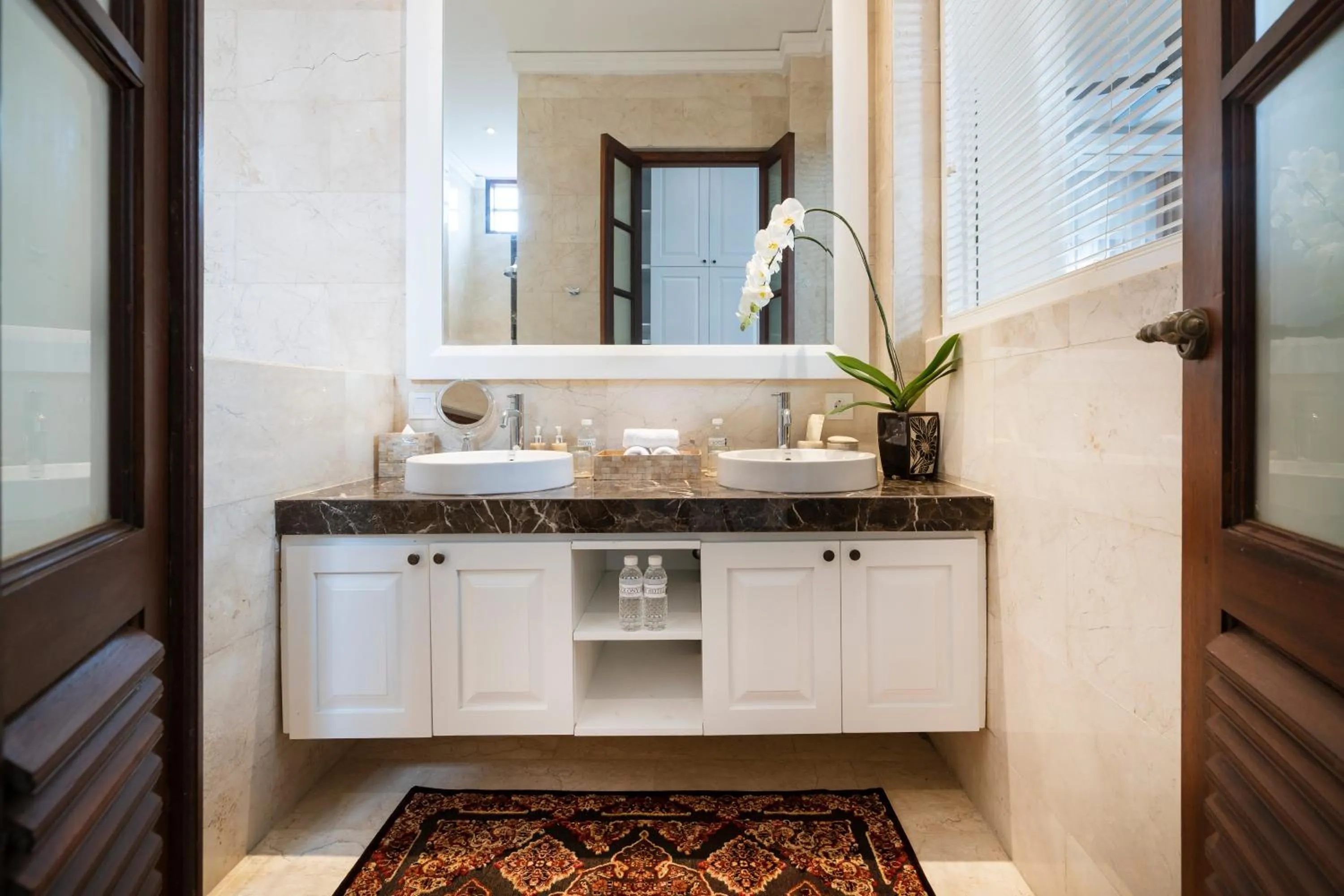 Bathroom in The Colony Hotel Bali