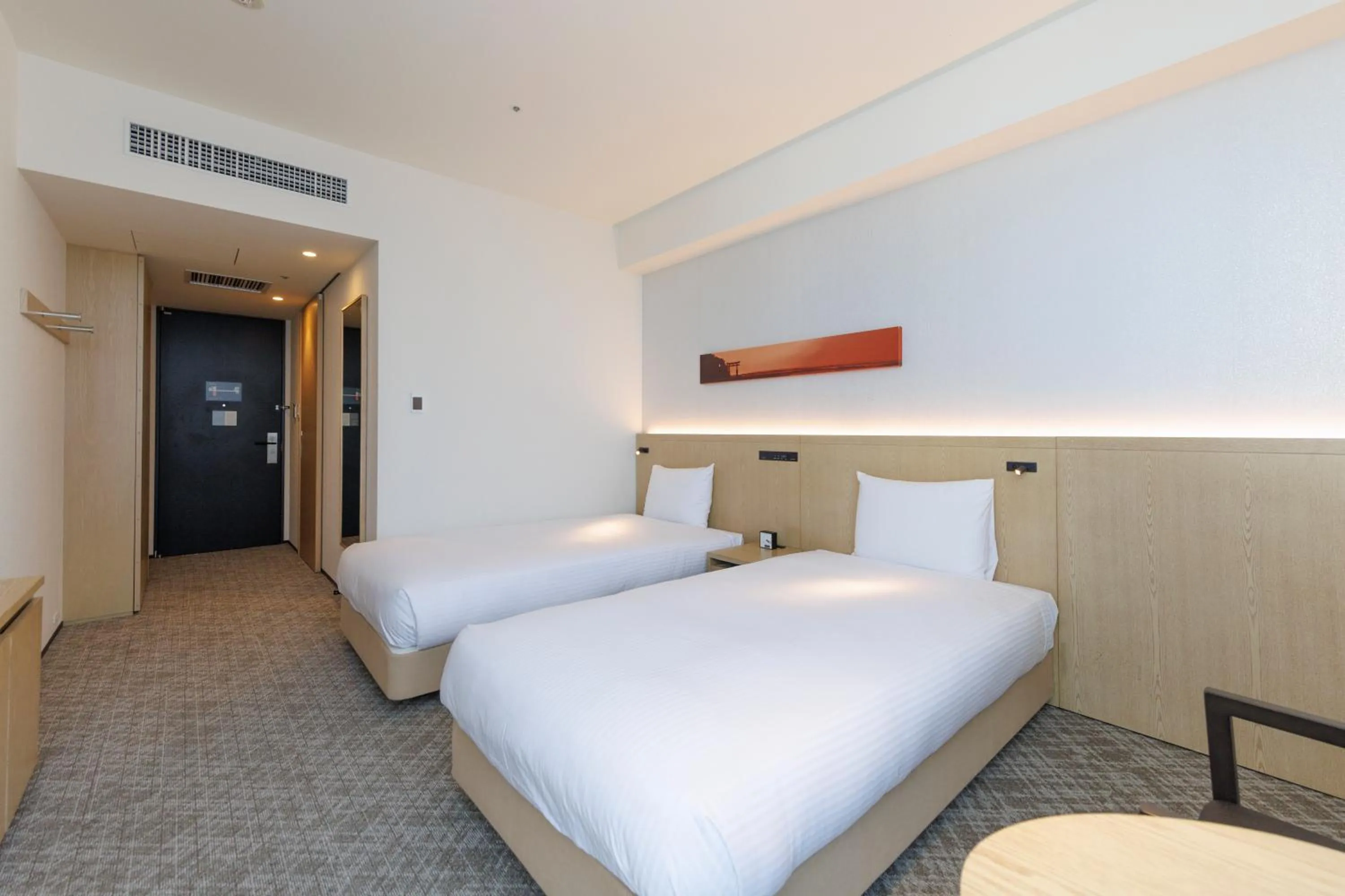 Photo of the whole room, Bed in JR Kyushu Hotel Blossom Shinjuku