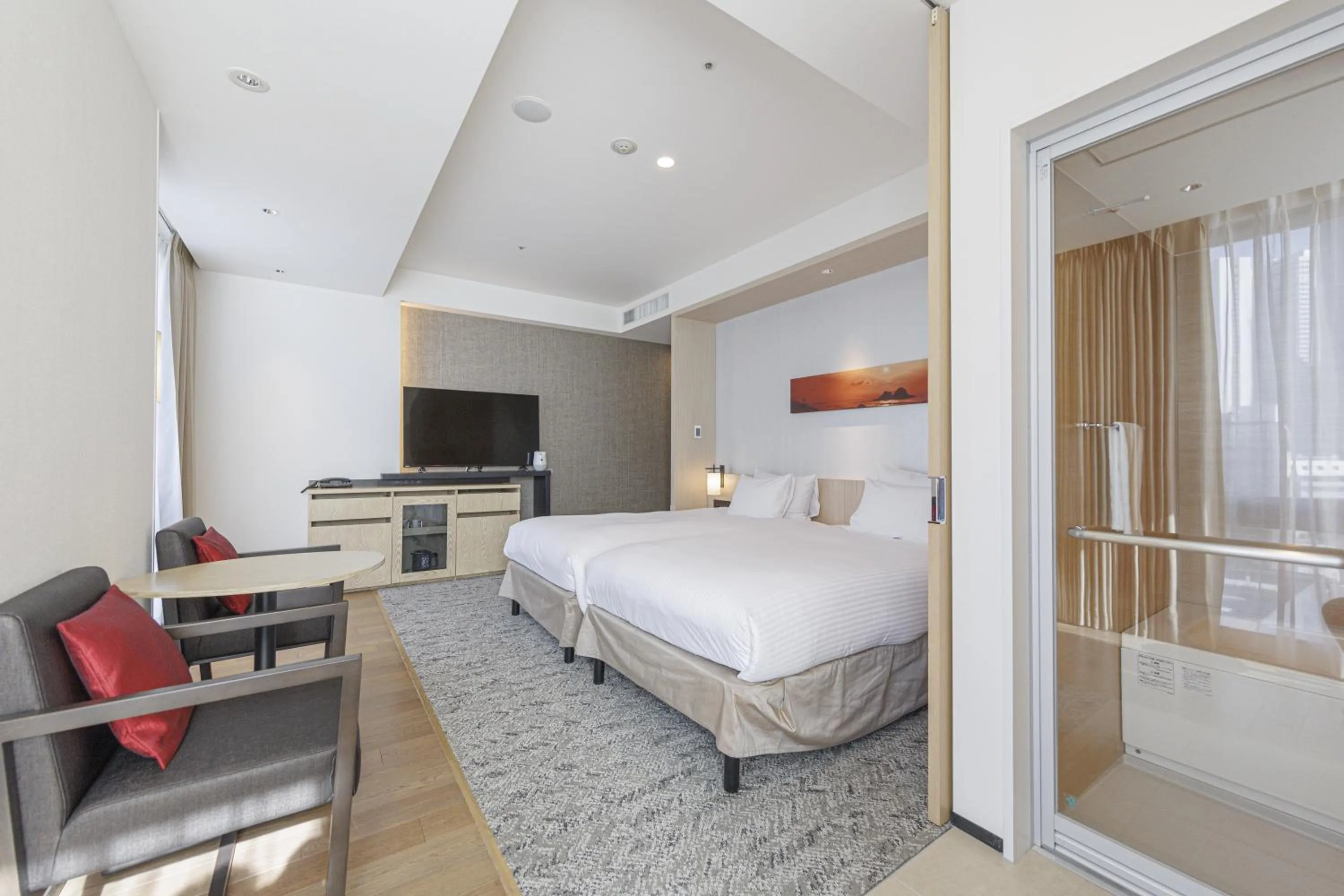 Photo of the whole room, Bed in JR Kyushu Hotel Blossom Shinjuku