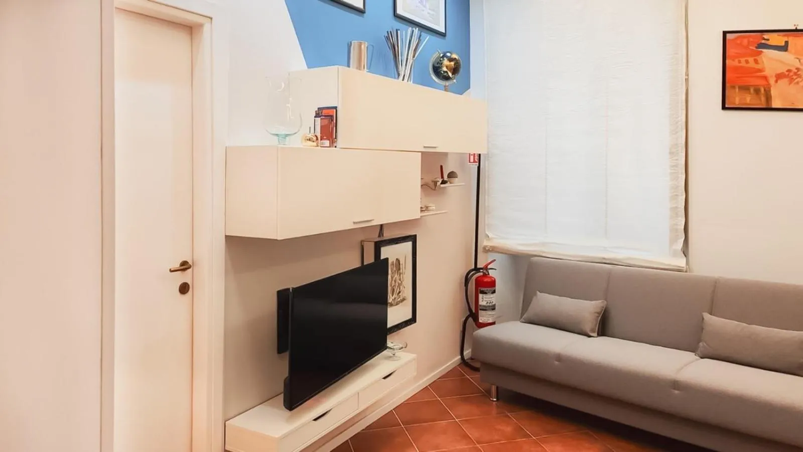 TV and multimedia in Domus Chiara al Colosseo