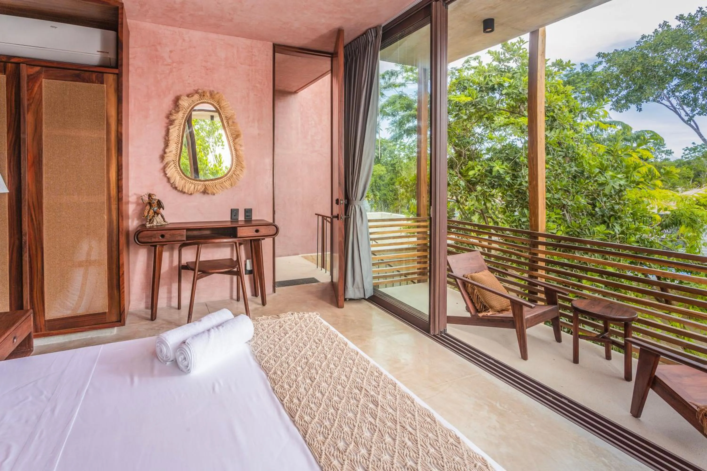 Bed in Entorno Tulum - Luxury Villas