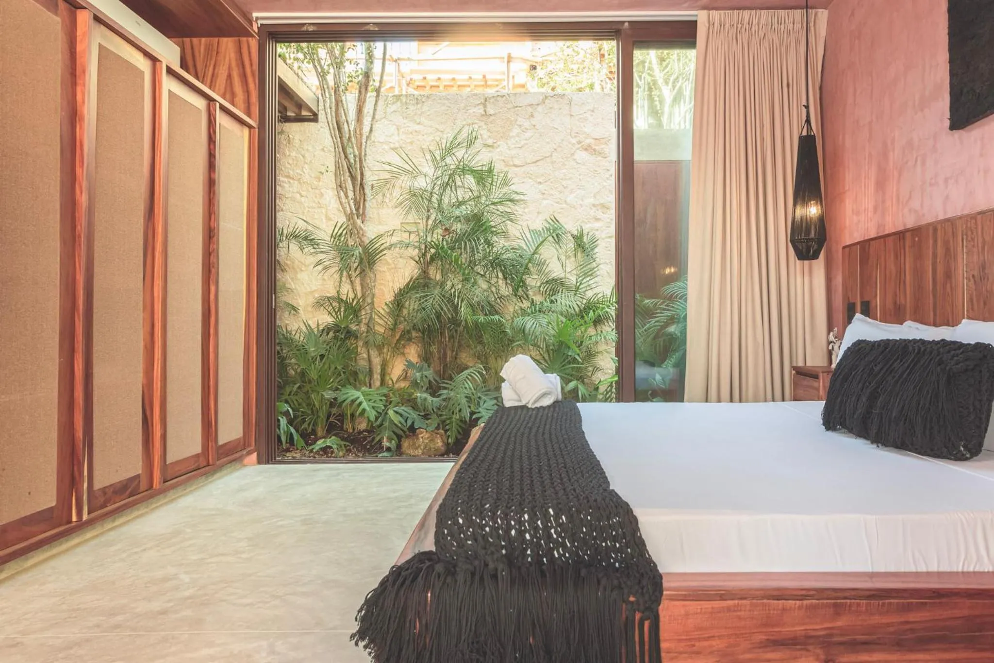 Bed in Entorno Tulum - Luxury Villas
