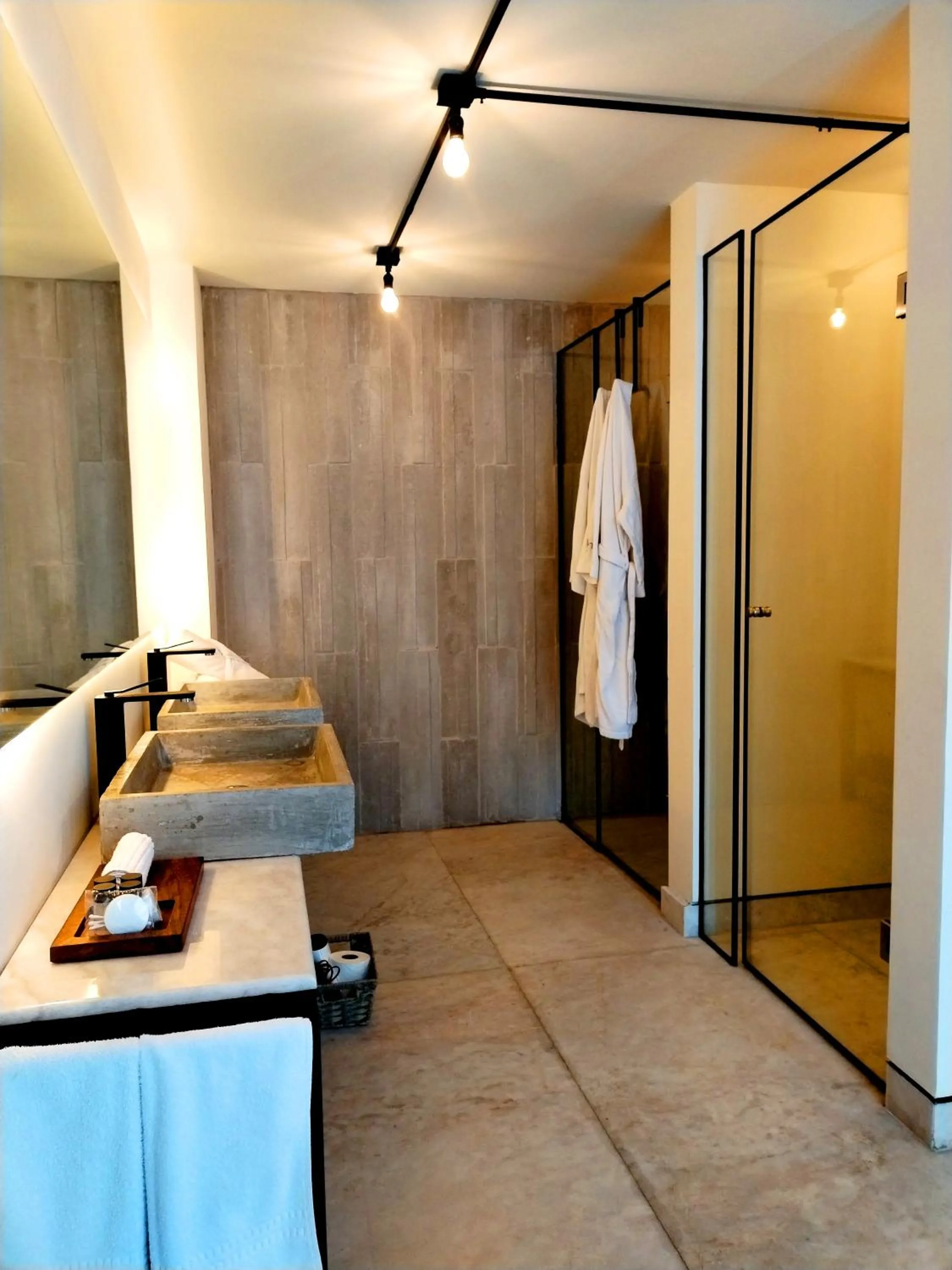 Bathroom in Hotel Tila