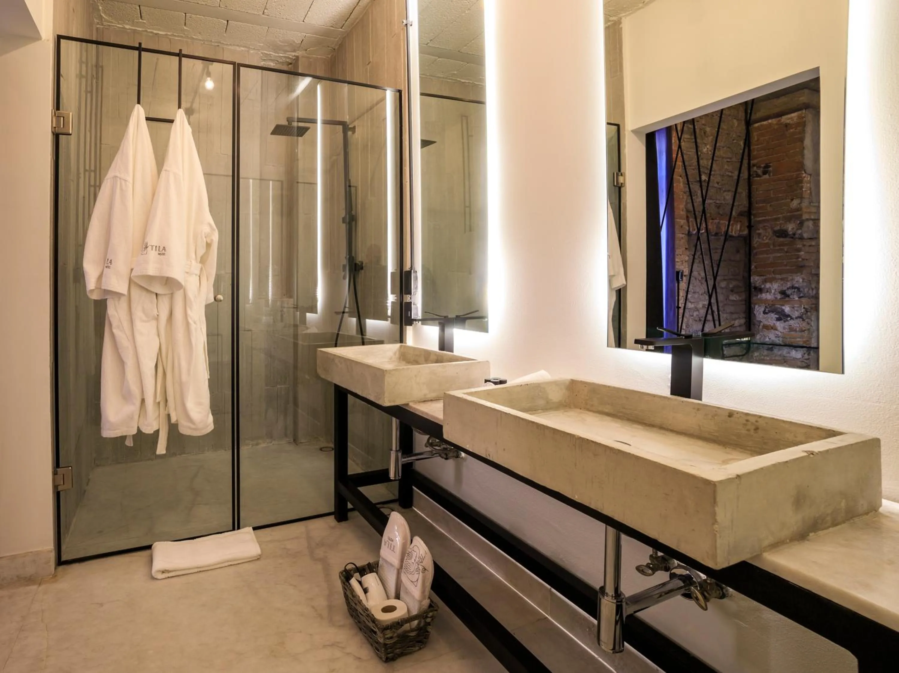 Bathroom in Hotel Tila