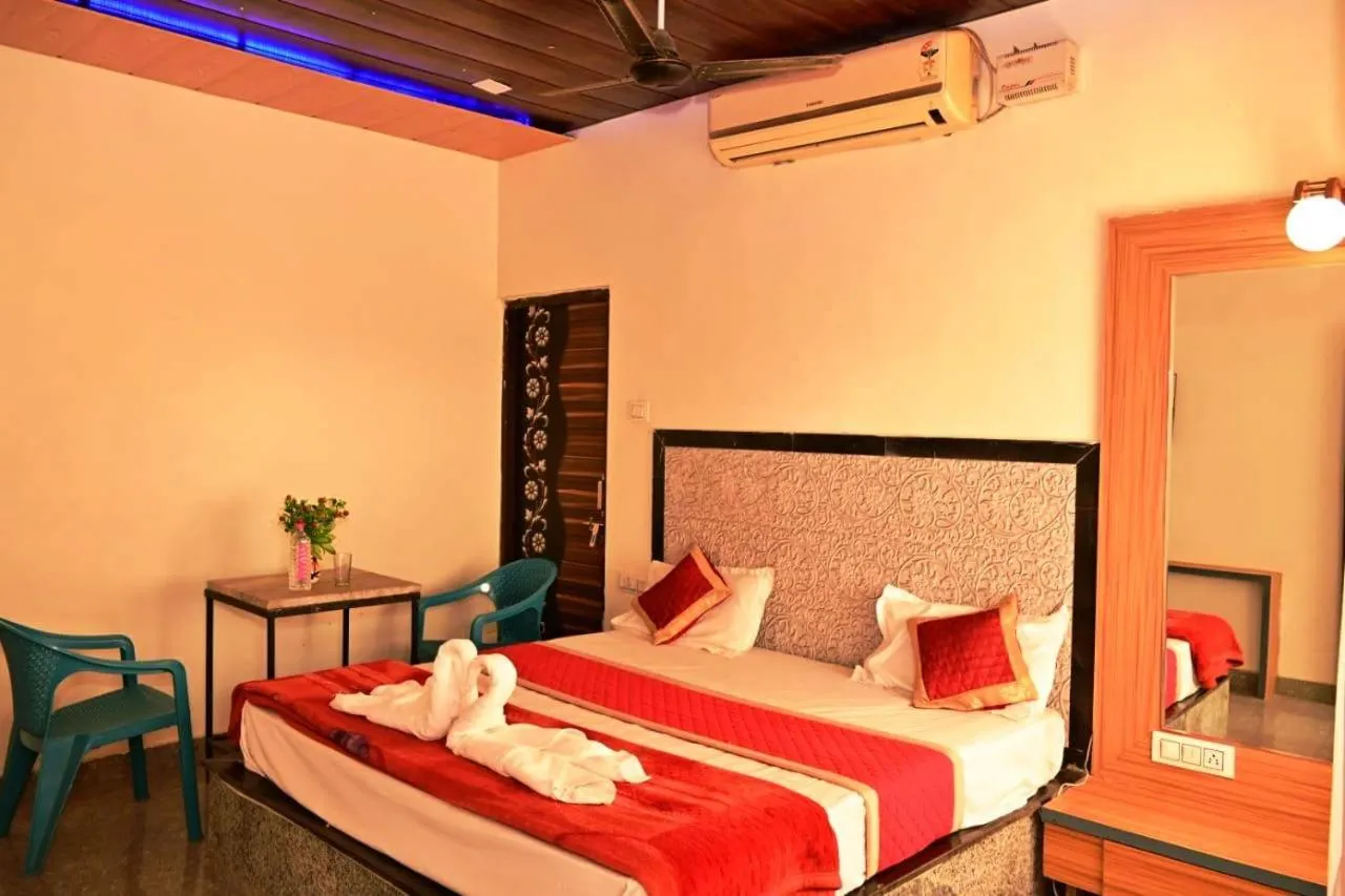 Bed in Ajaypal Garh Resort Near Pushkar and Ajmer