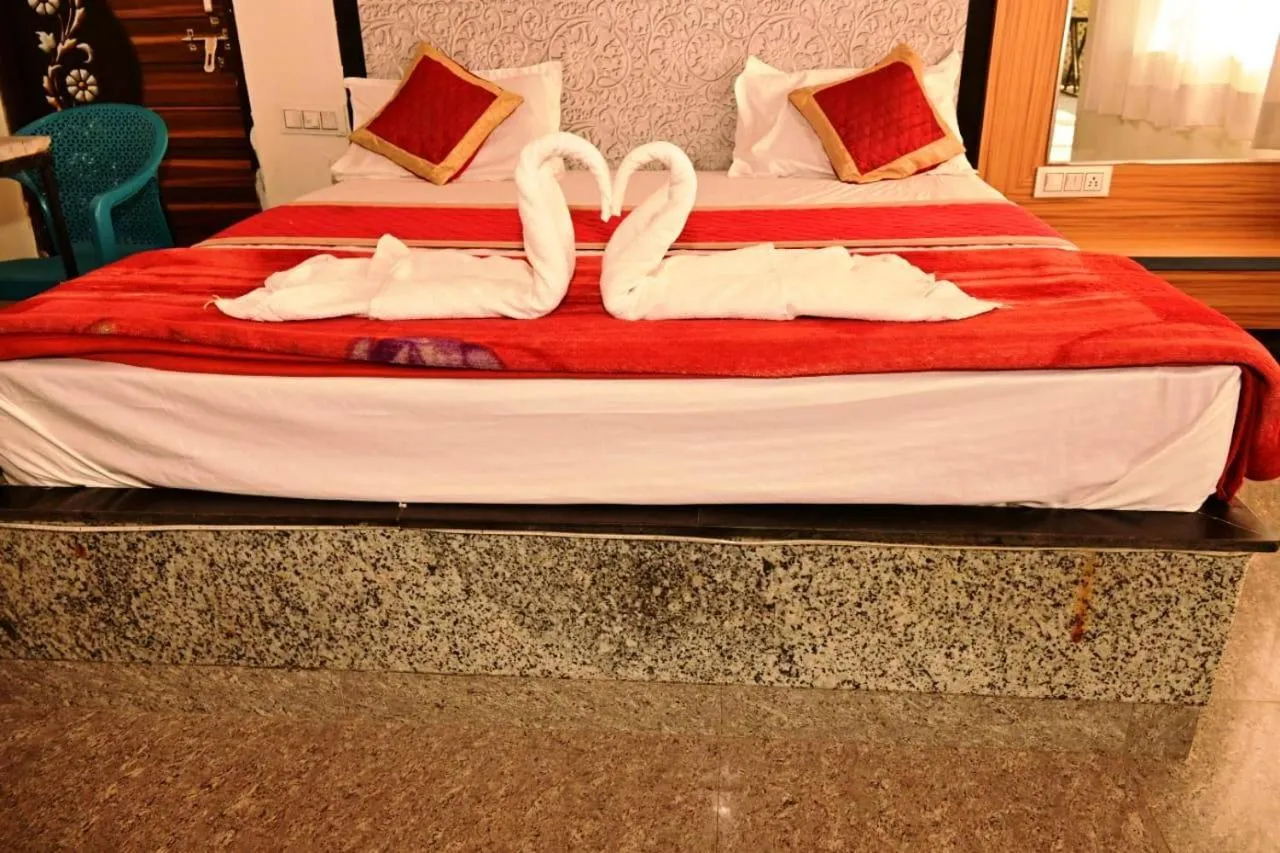 Bed in Ajaypal Garh Resort Near Pushkar and Ajmer