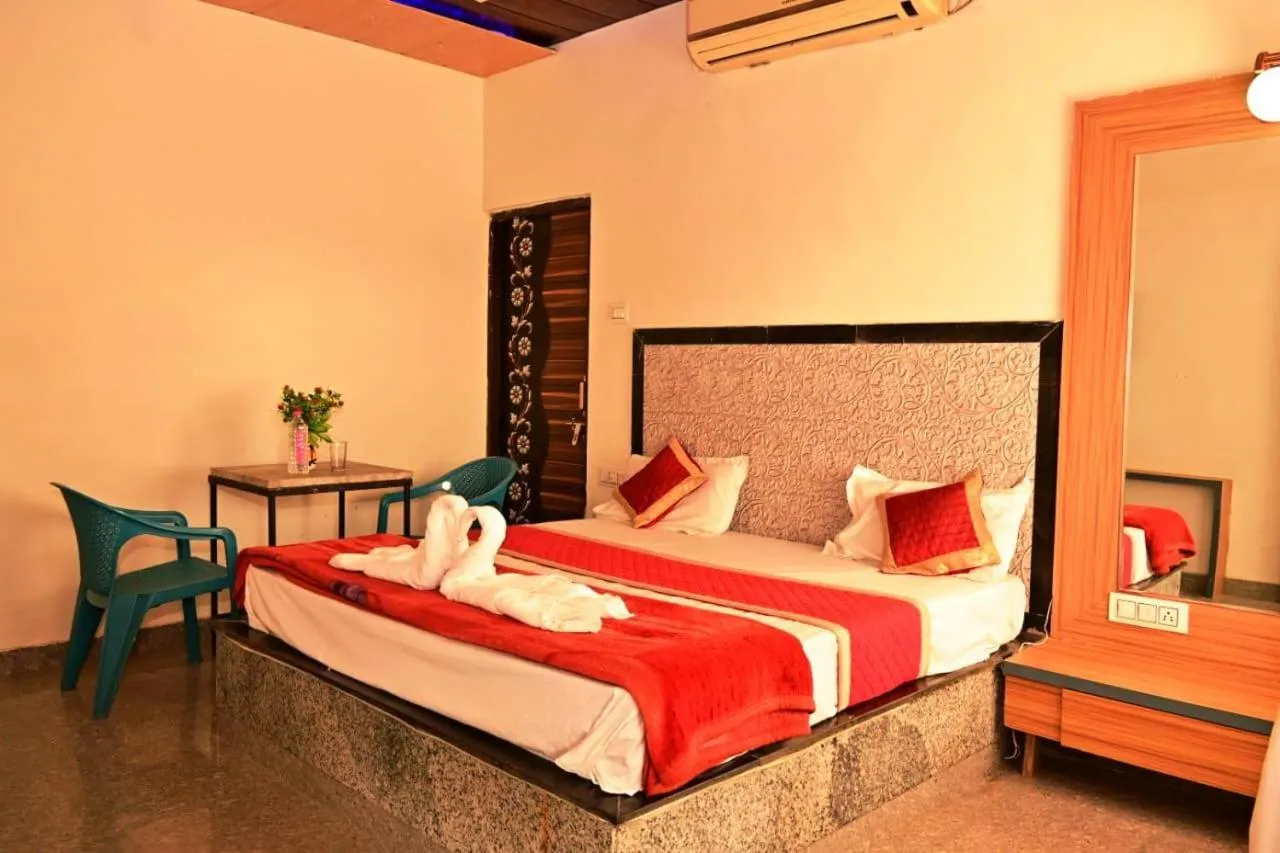 Bed in Ajaypal Garh Resort Near Pushkar and Ajmer