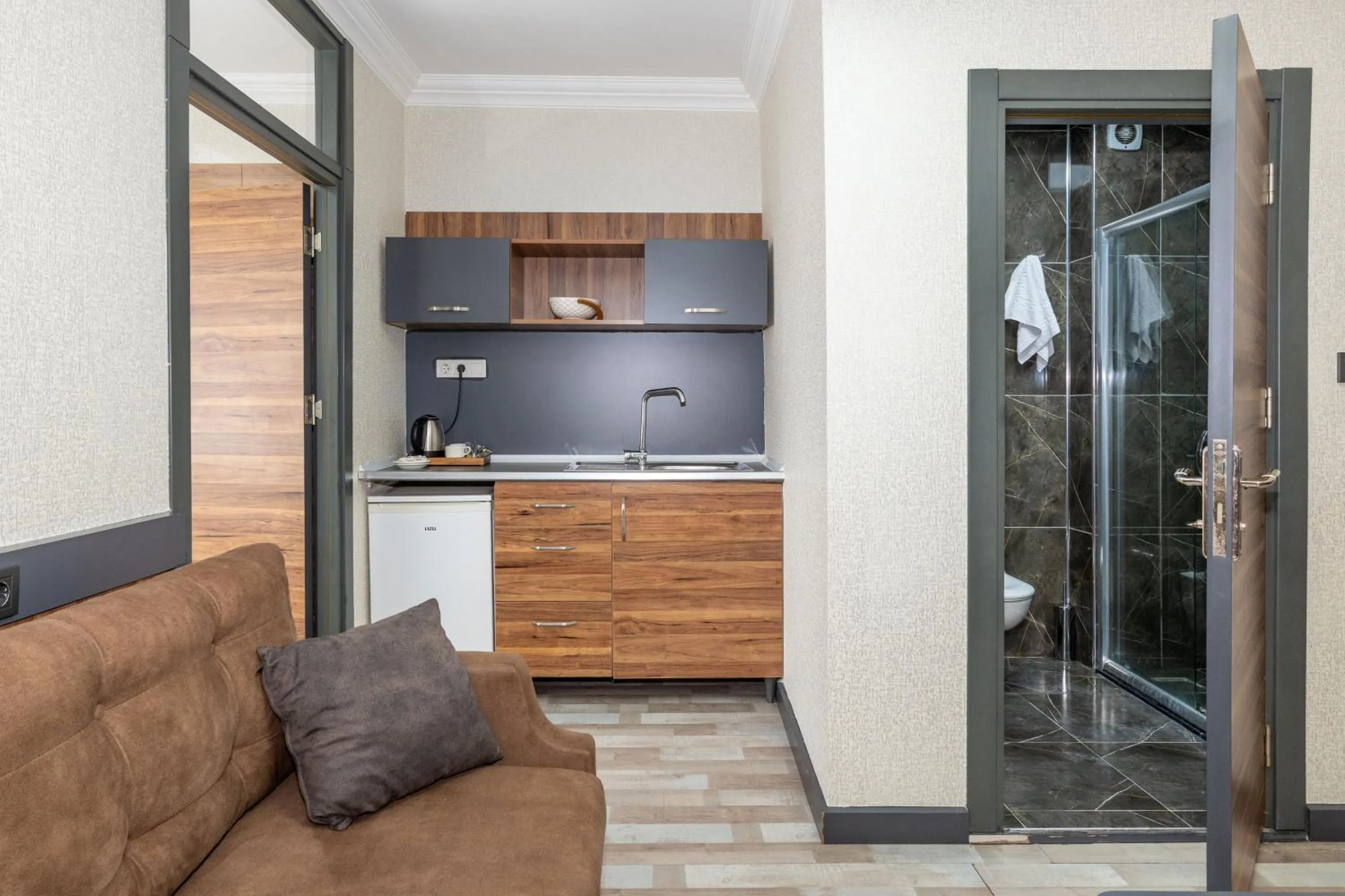 Shower in La Serena Taxim Hotel