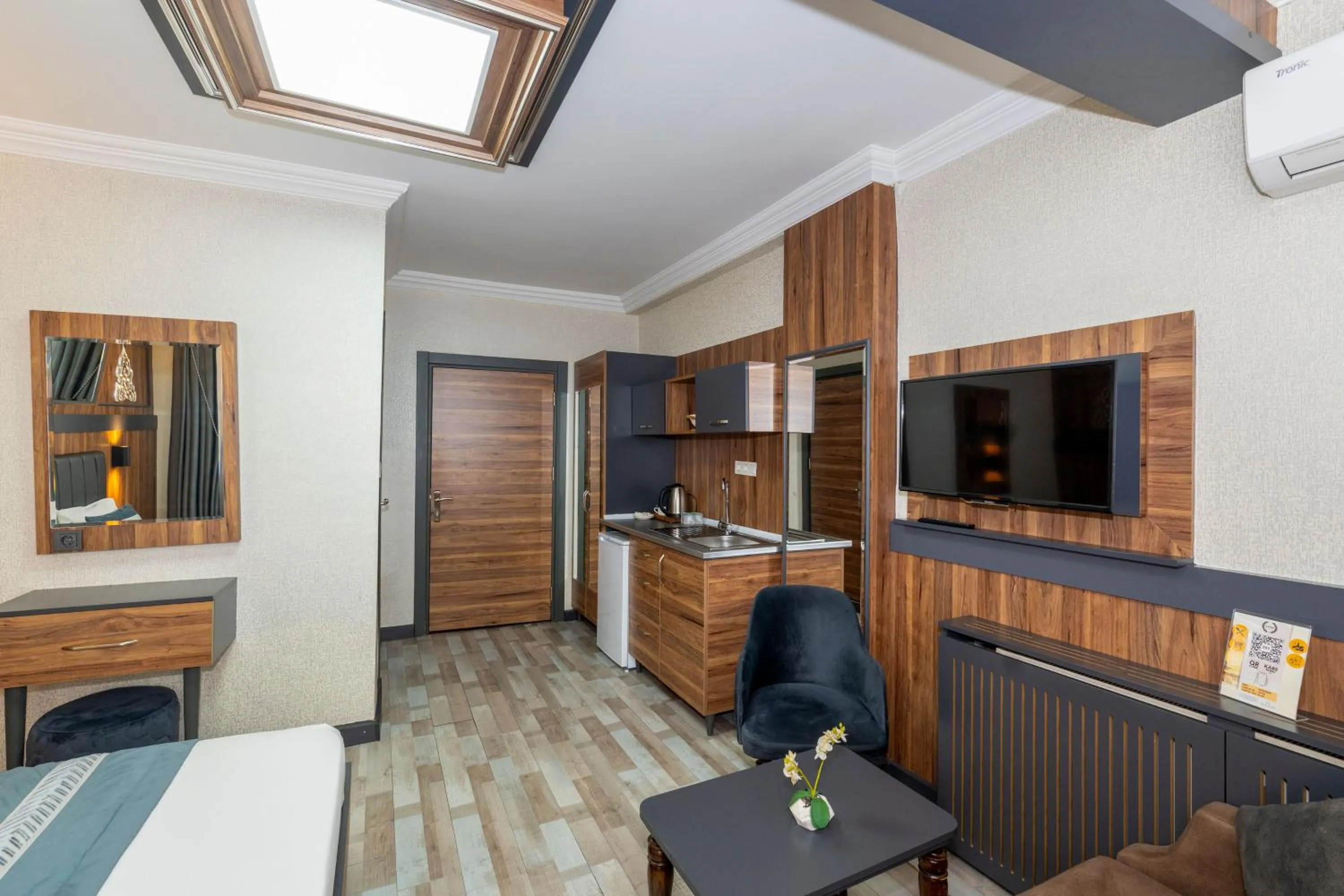 Bed in La Serena Taxim Hotel