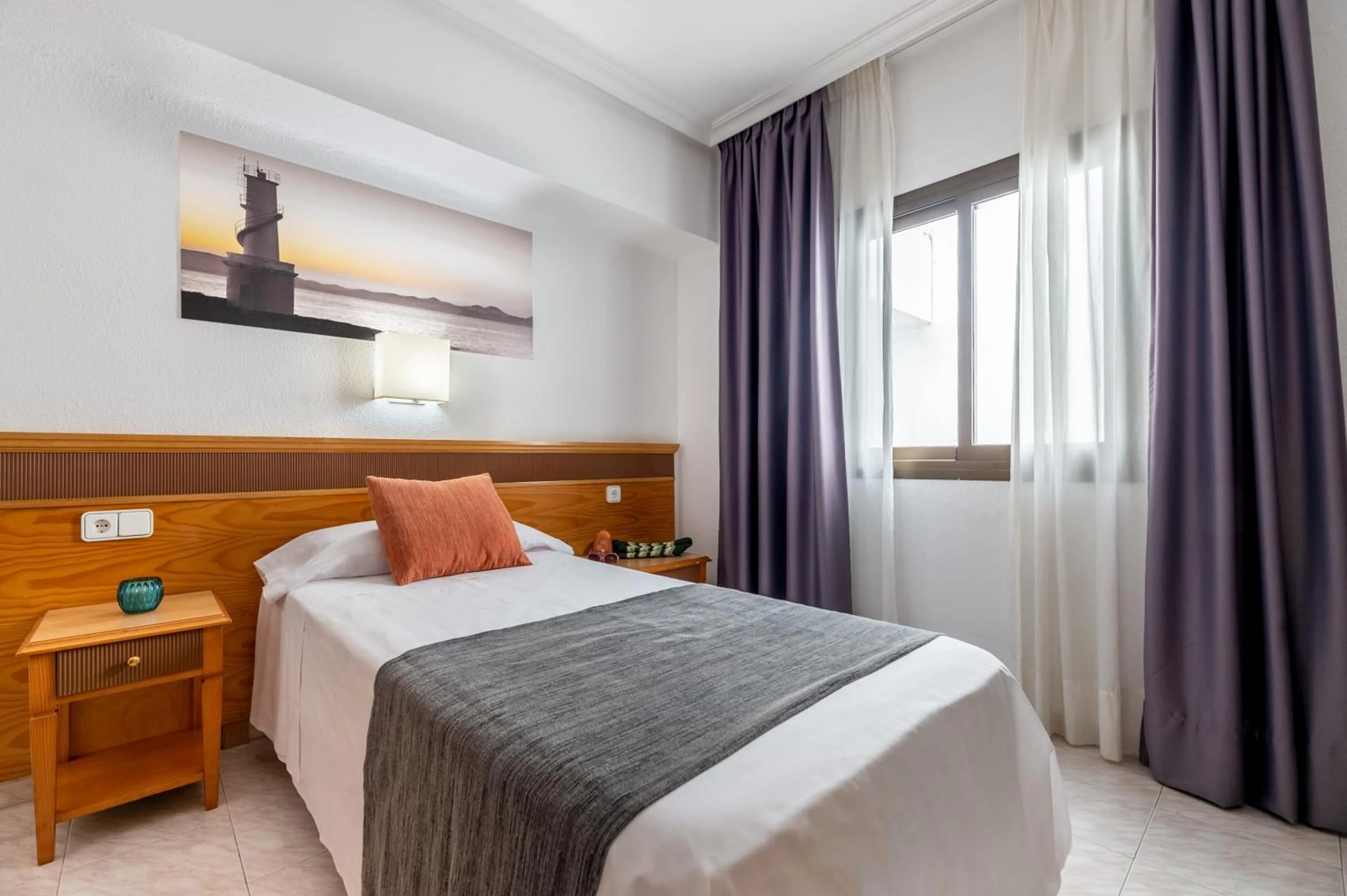 Bedroom, Bed in Hotel Vibra Mare Nostrum