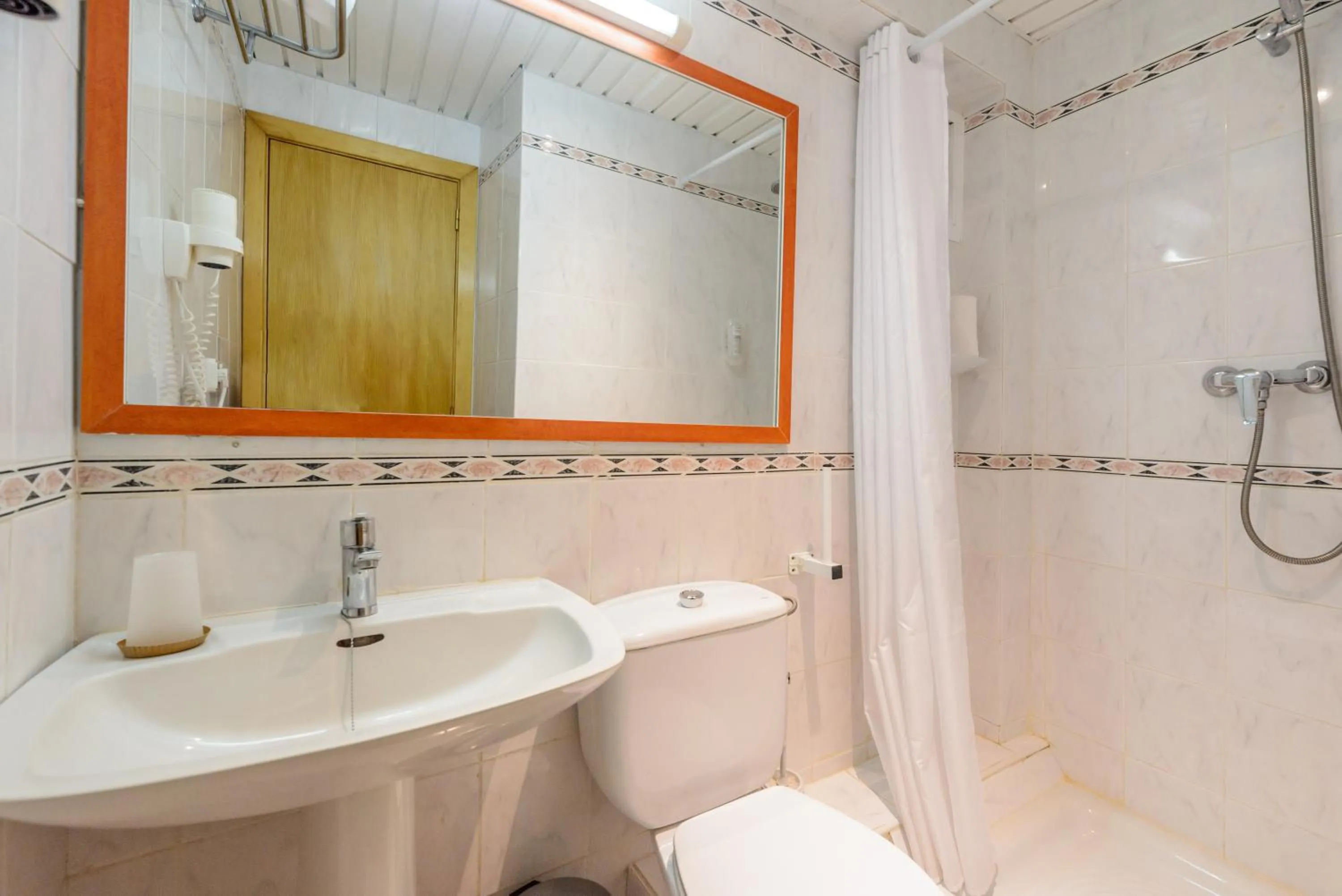 Bathroom in Hotel Vibra Mare Nostrum