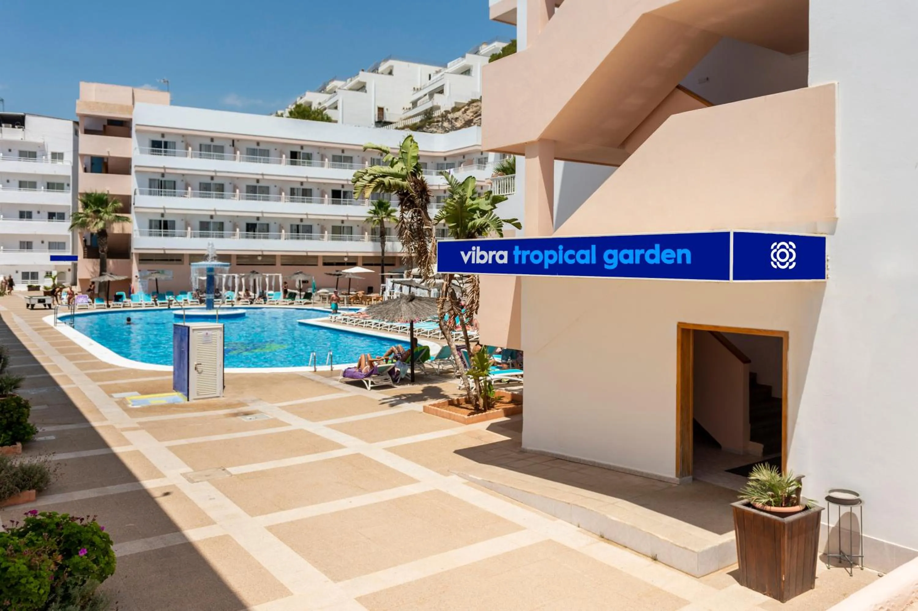 Lobby or reception in Apartamentos Vibra Tropical Garden