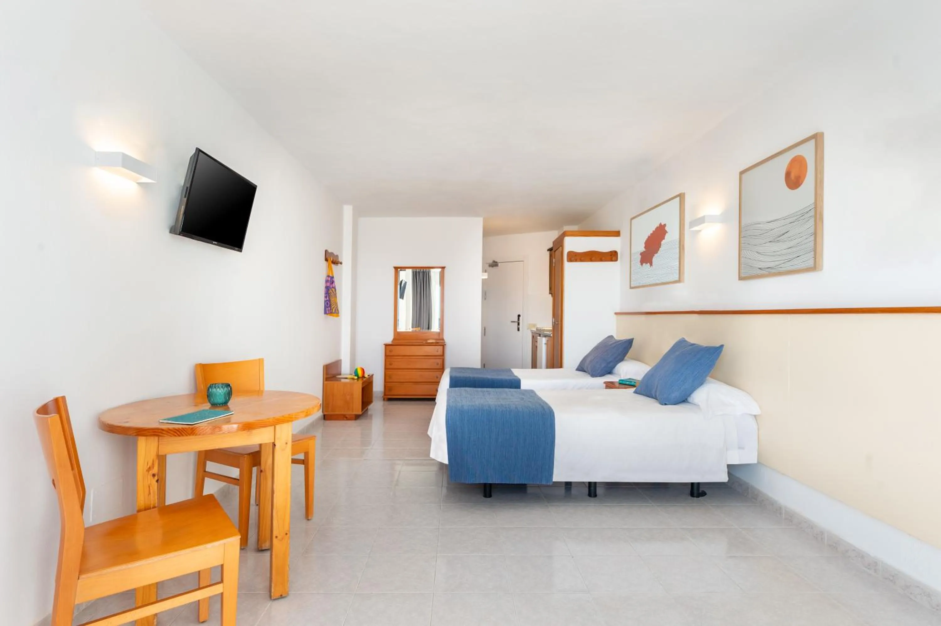 Photo of the whole room in Apartamentos Vibra Tropical Garden