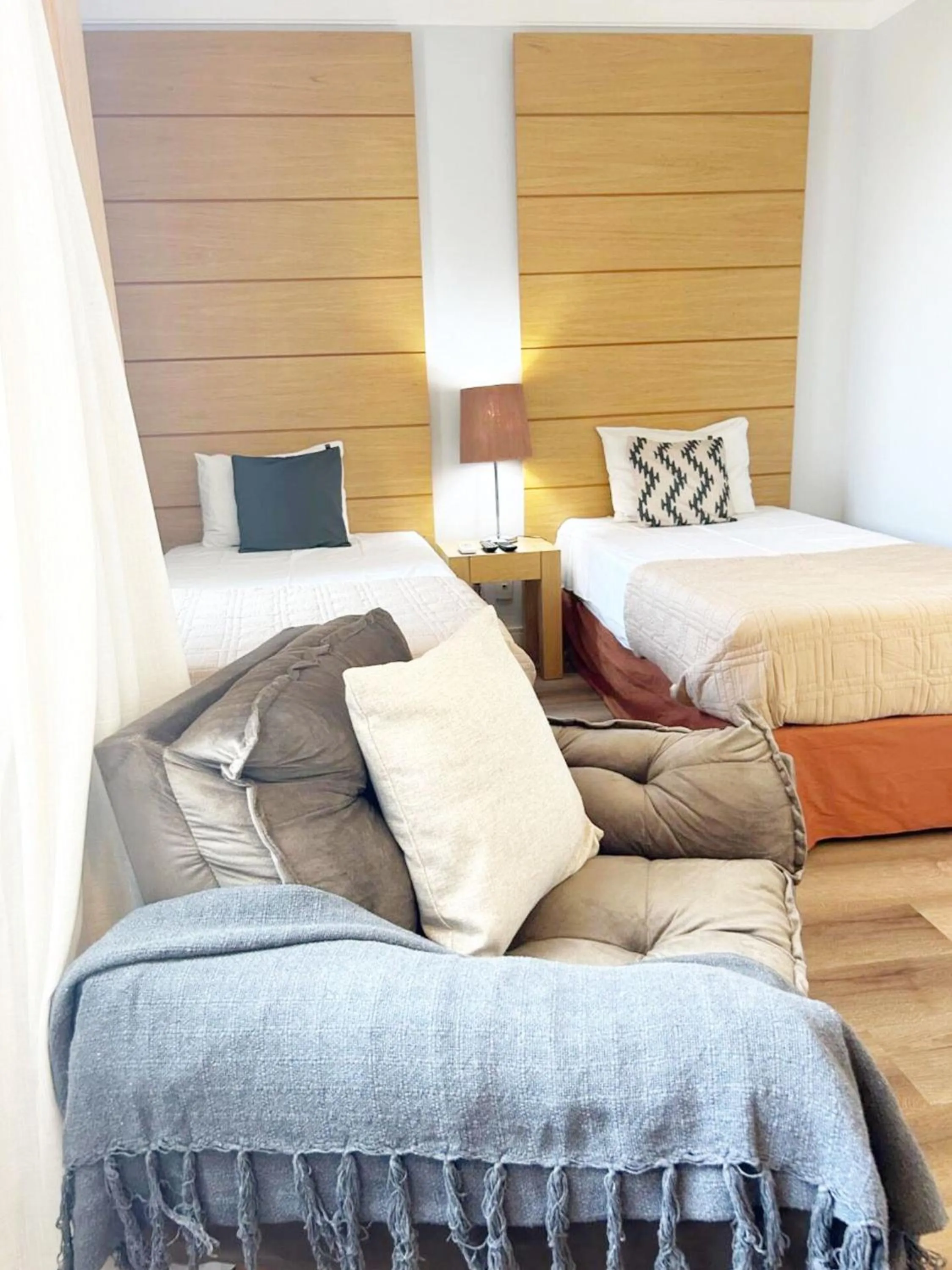 Photo of the whole room in Suite Flat Congonhas Duplo 1504