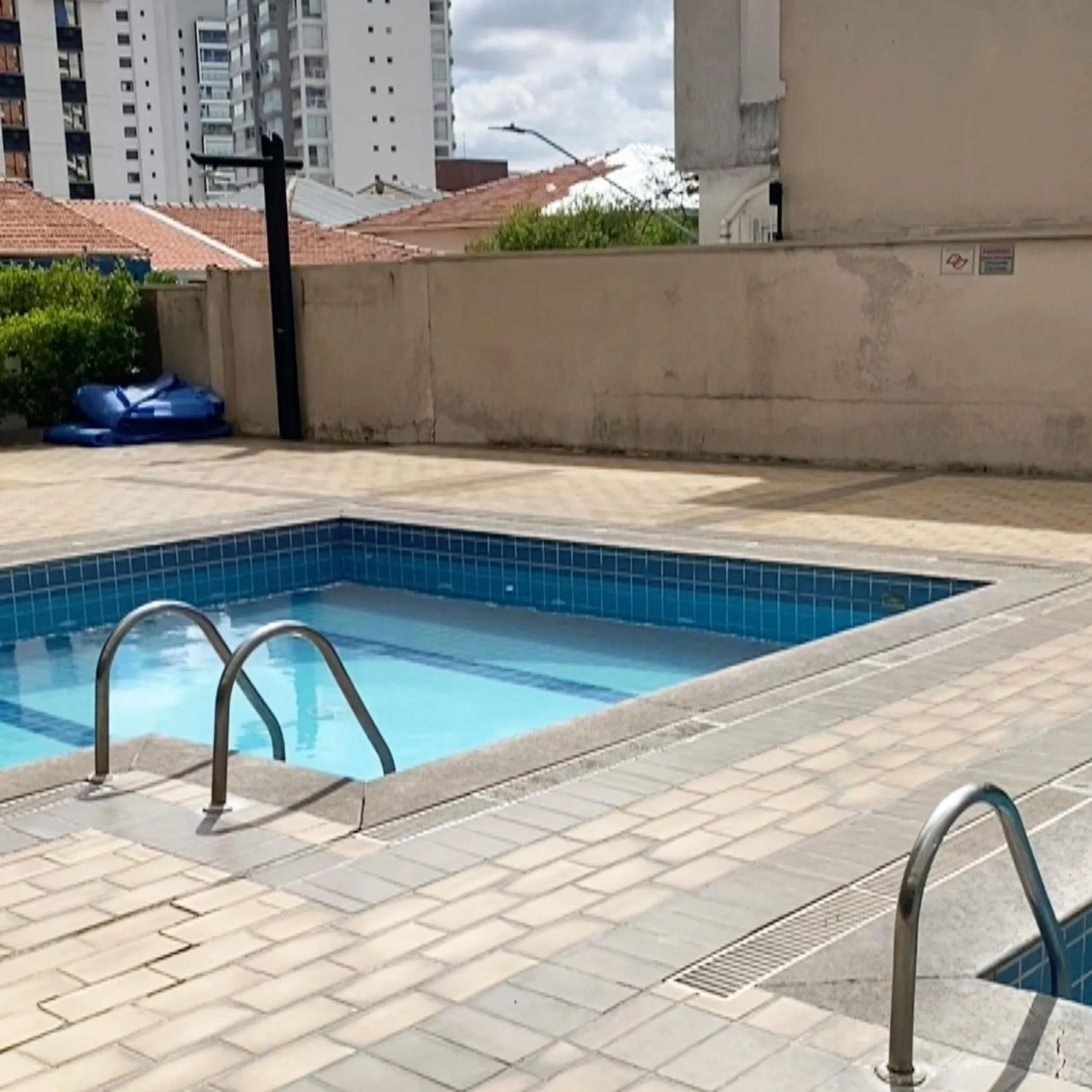 Swimming pool in Suite Flat Congonhas Duplo 1504