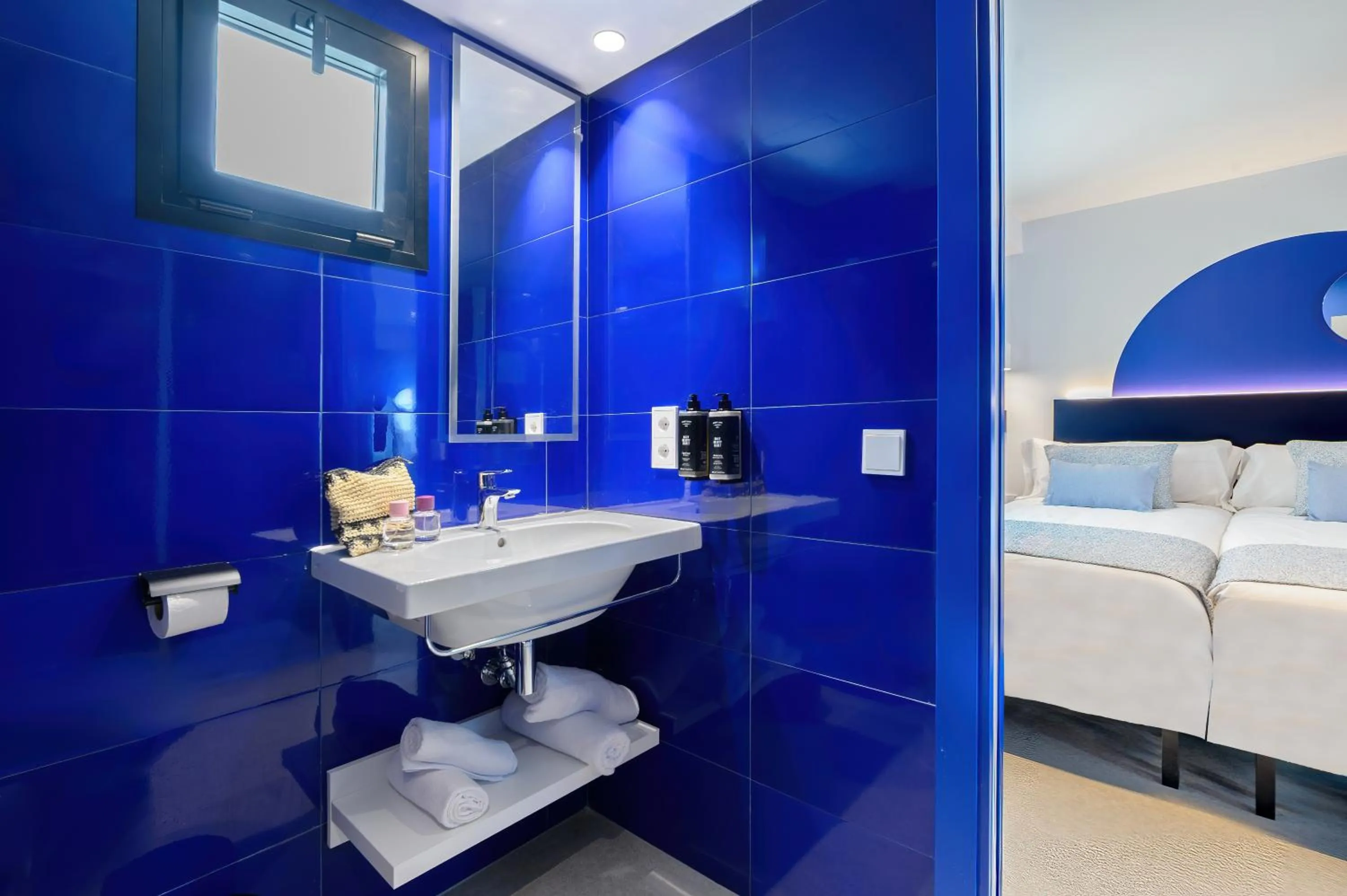 Bathroom, Bed in Apartamentos Vibra Jabeque Blue - Adults only -New Opening 2025