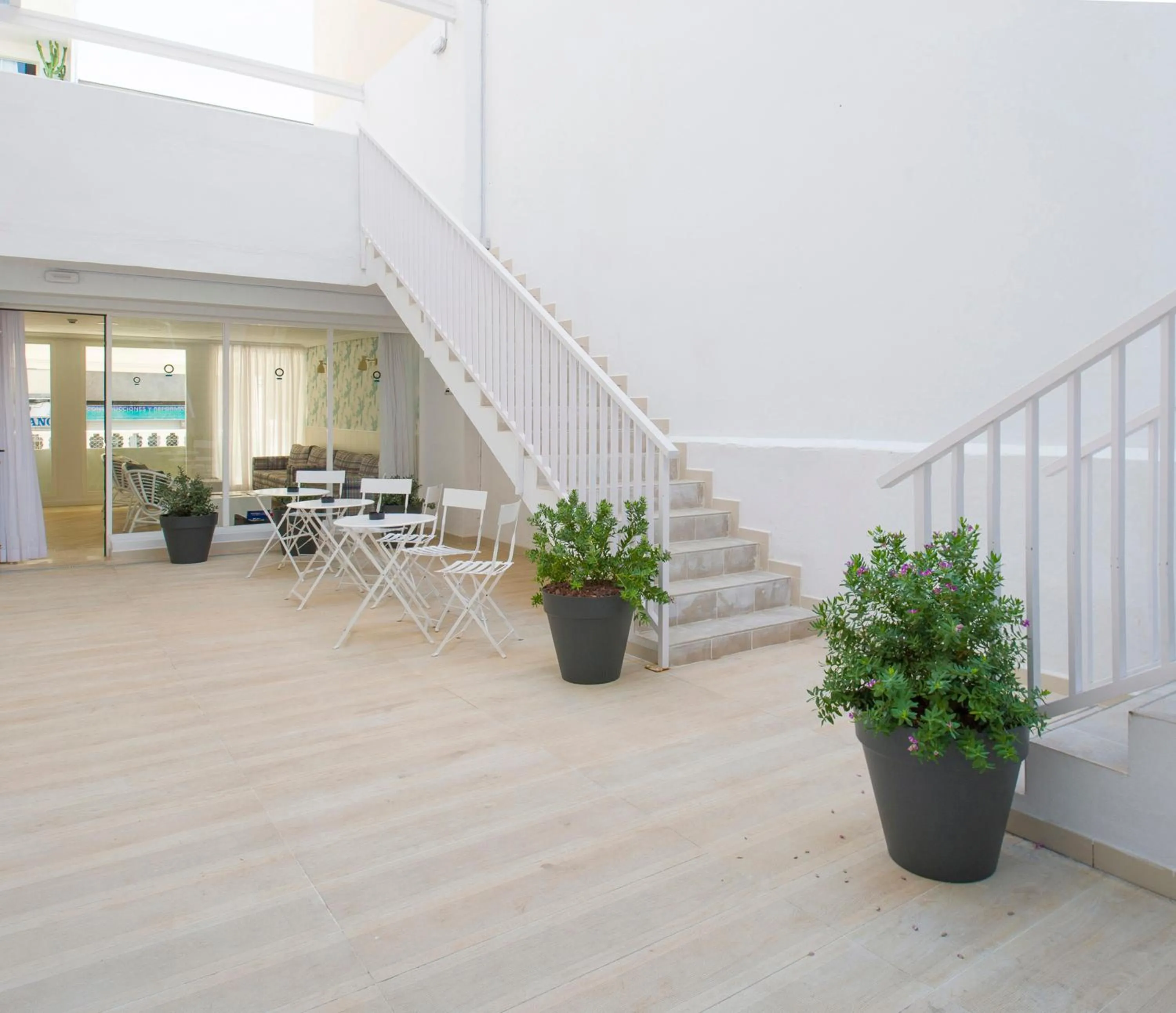 Lounge or bar in Hotel Vibra Lei Ibiza - Adults only