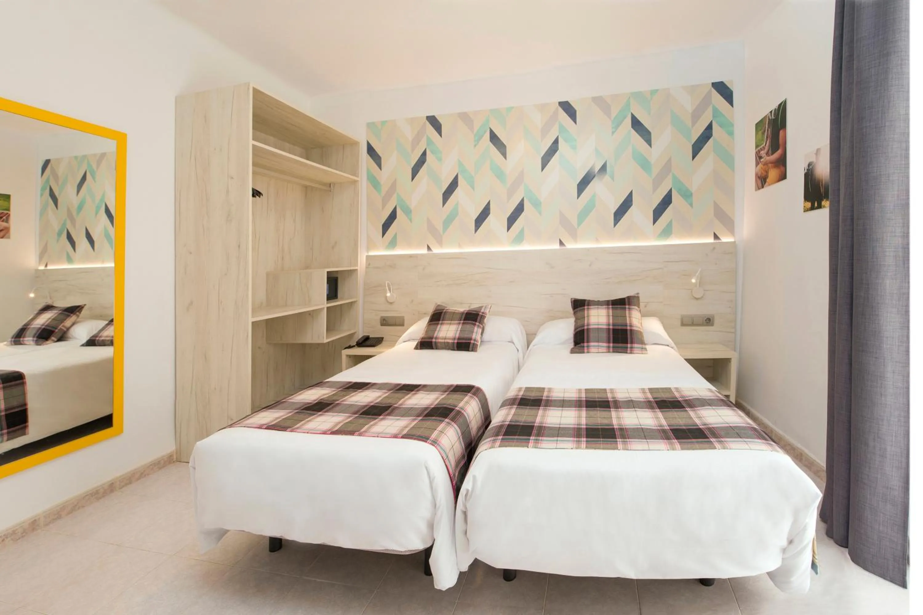 Bedroom, Bed in Hotel Vibra Lei Ibiza - Adults only