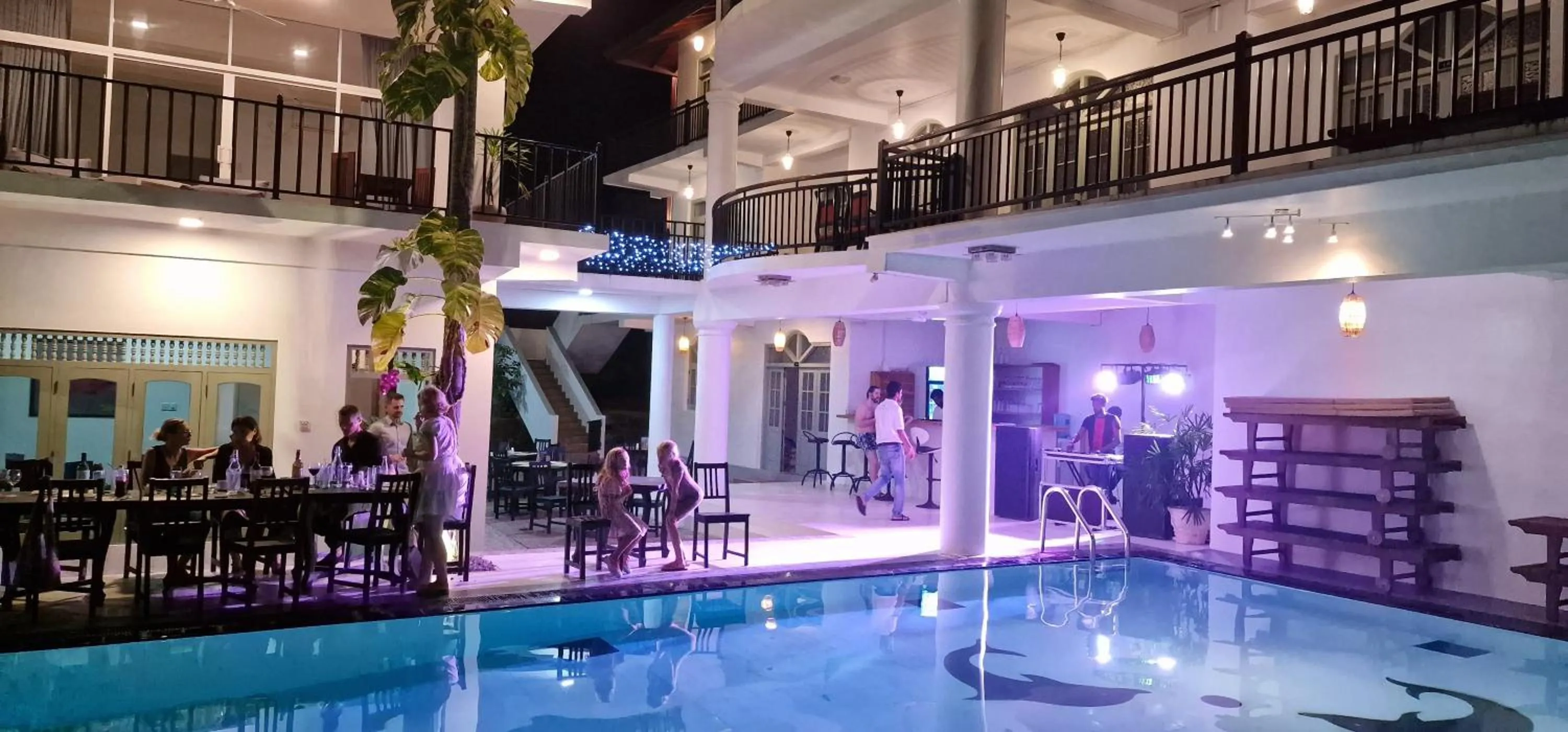 Banquet/Function facilities in Chill Hill Hikkaduwa