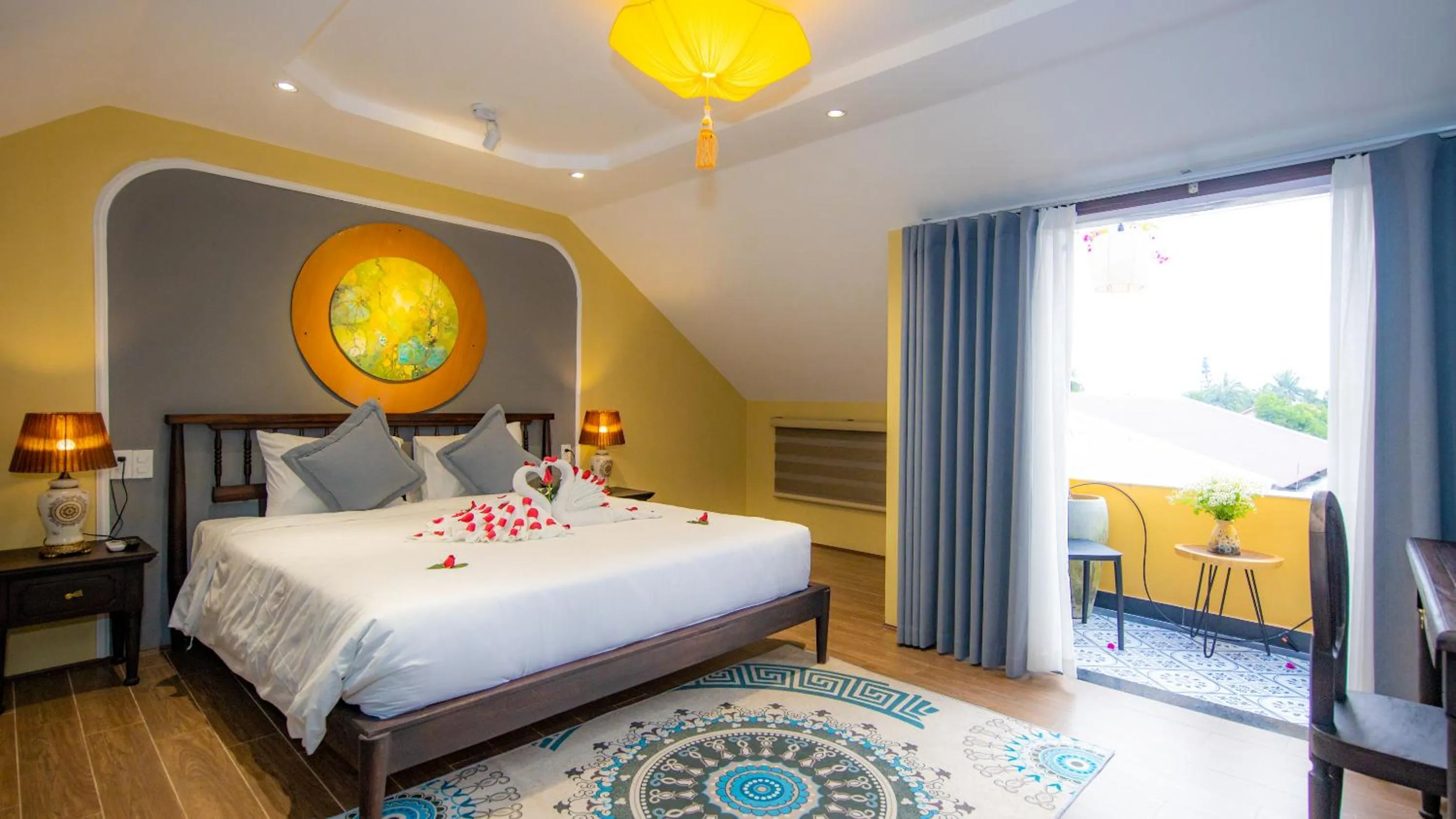 Bed in Hoianan Boutique Hotel