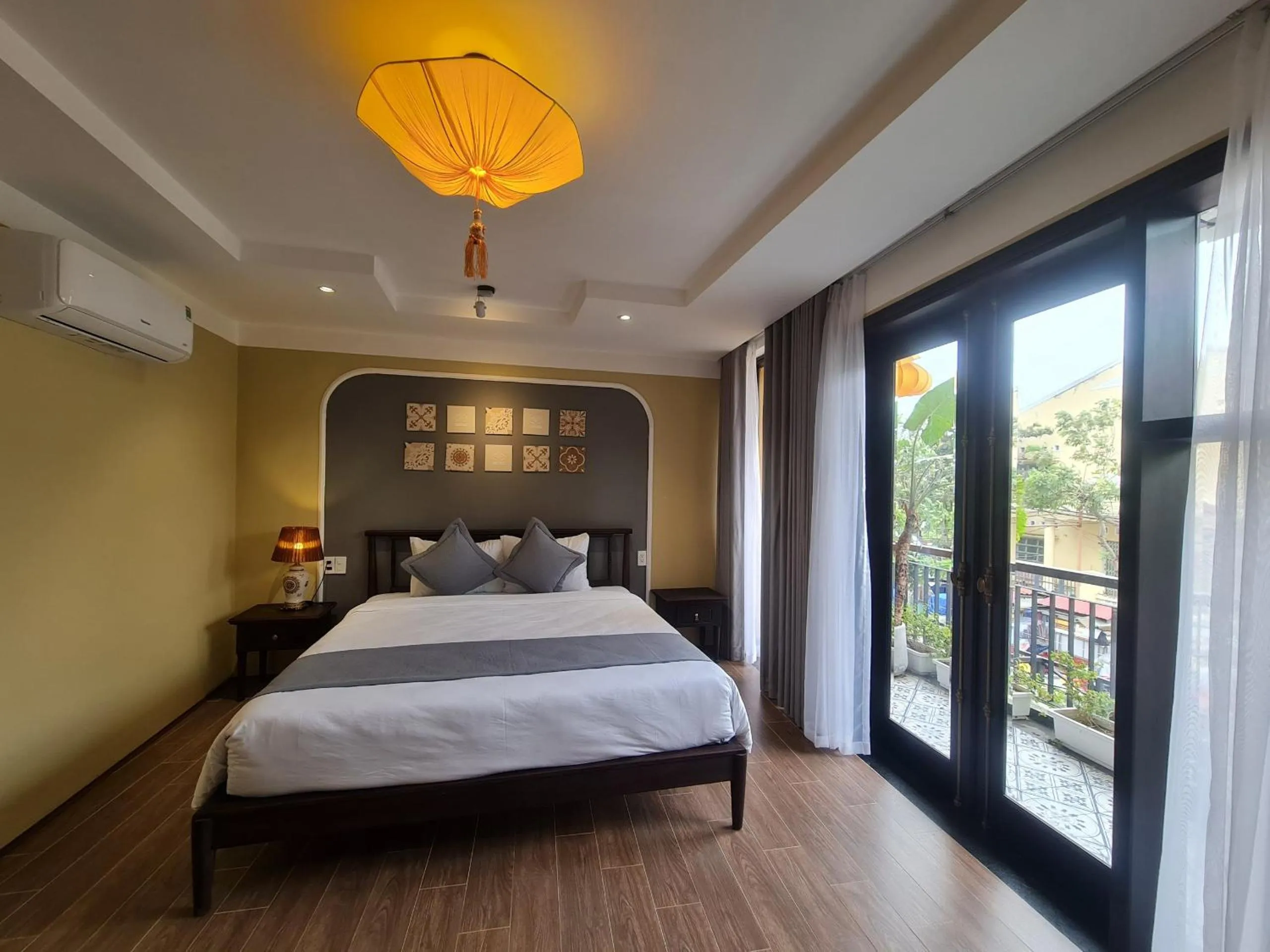 Bed in Hoianan Boutique Hotel