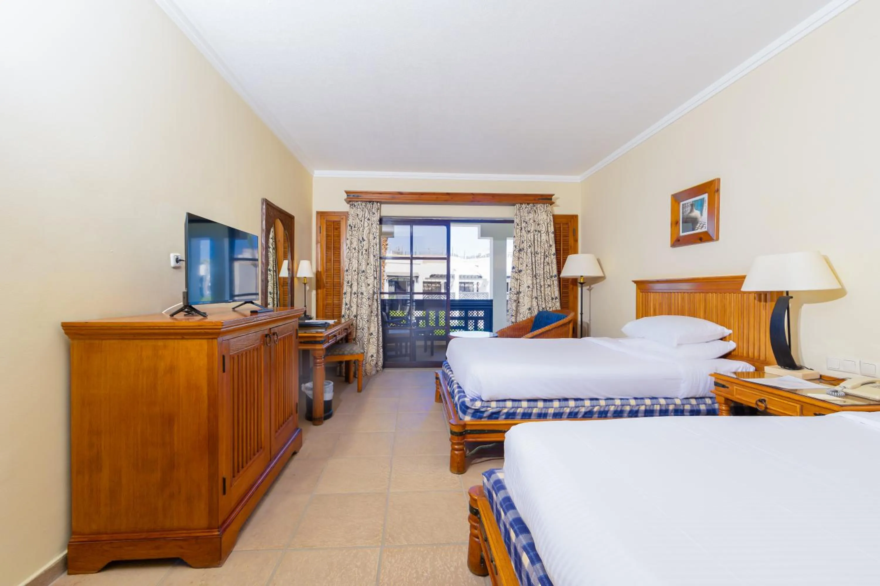 Bedroom, Bed in Sharm Resort