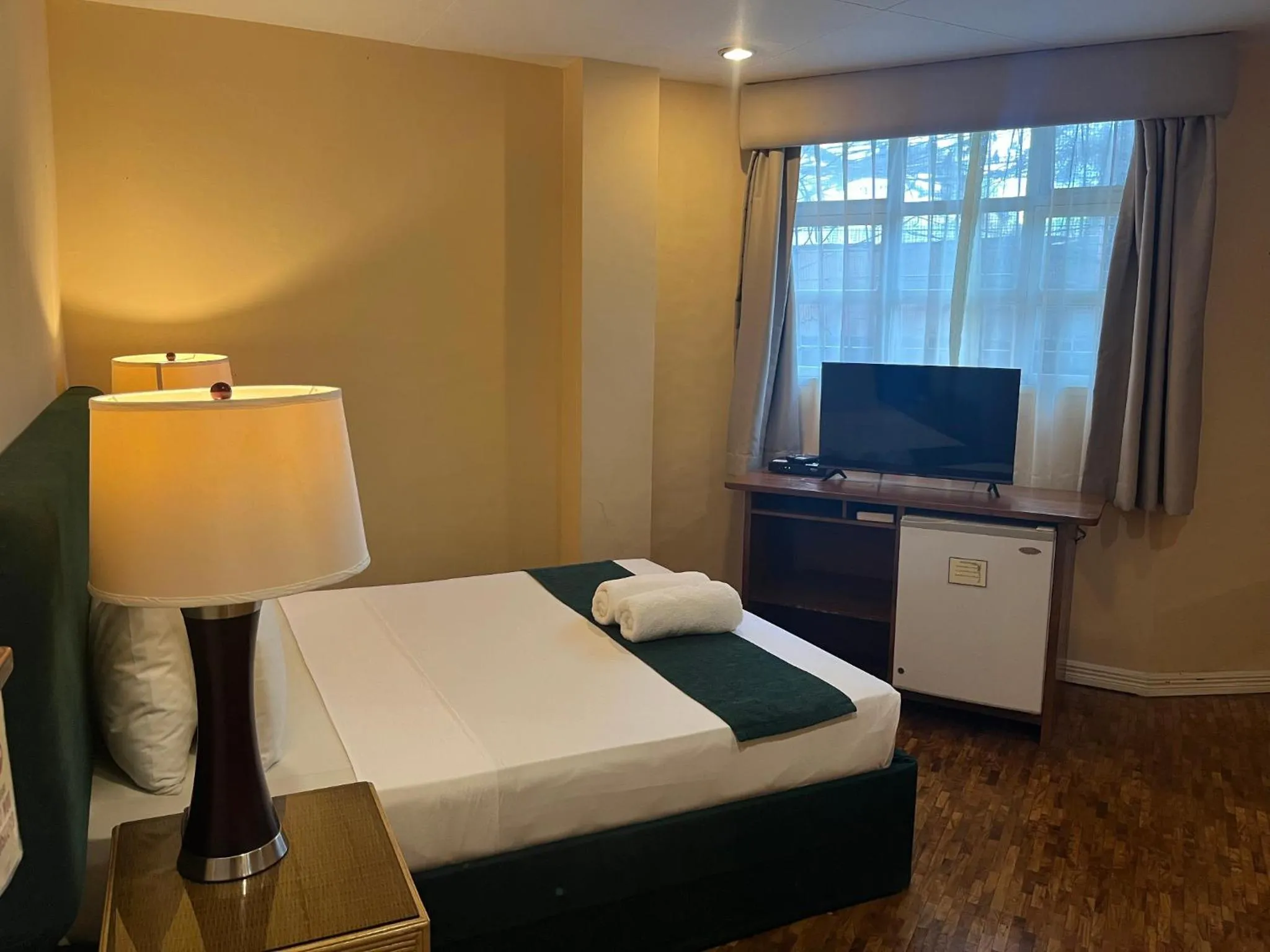 Bedroom, Bed in Coco Grande Hotel