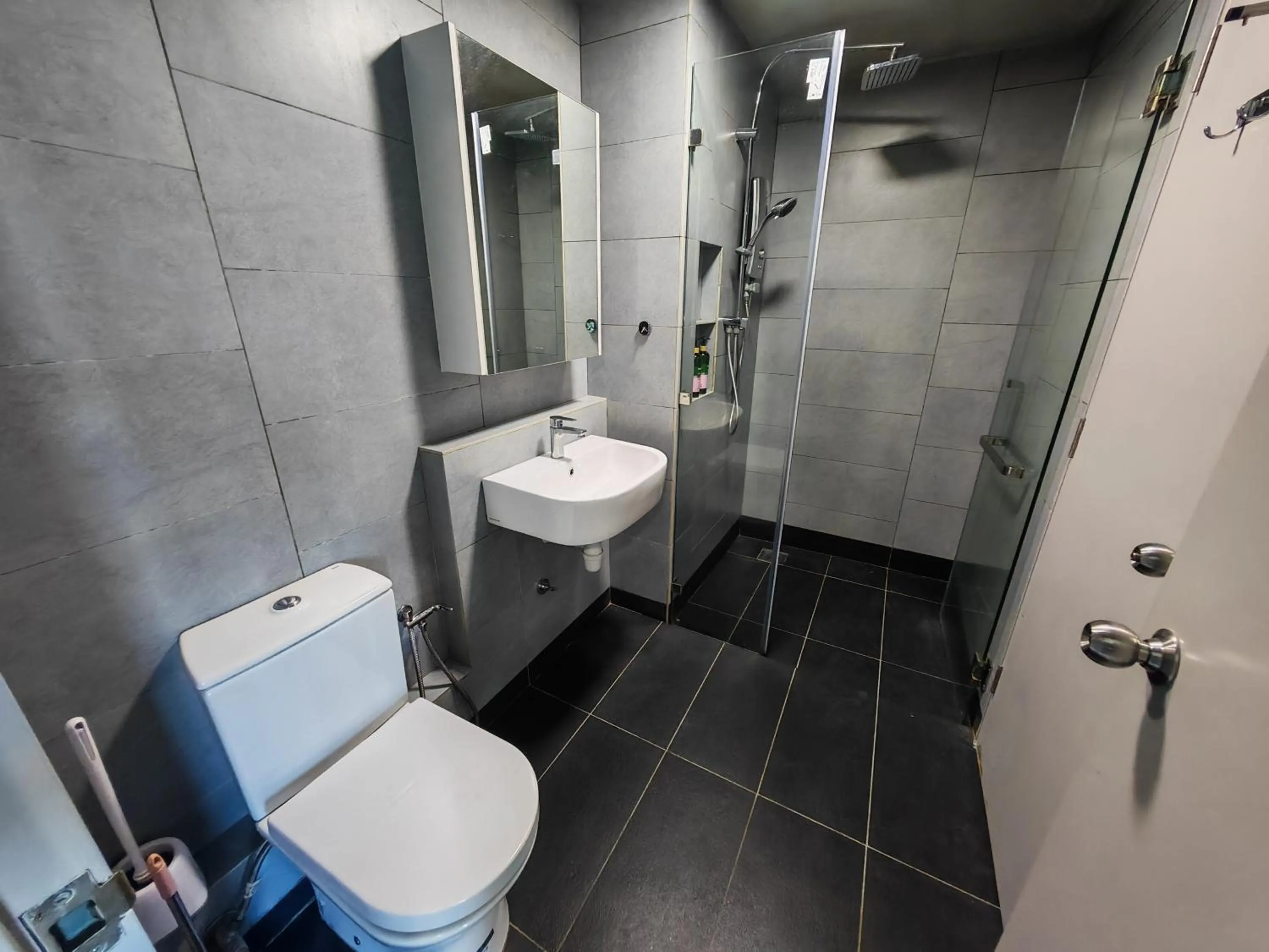 Luca Suites - Jesselton Quay