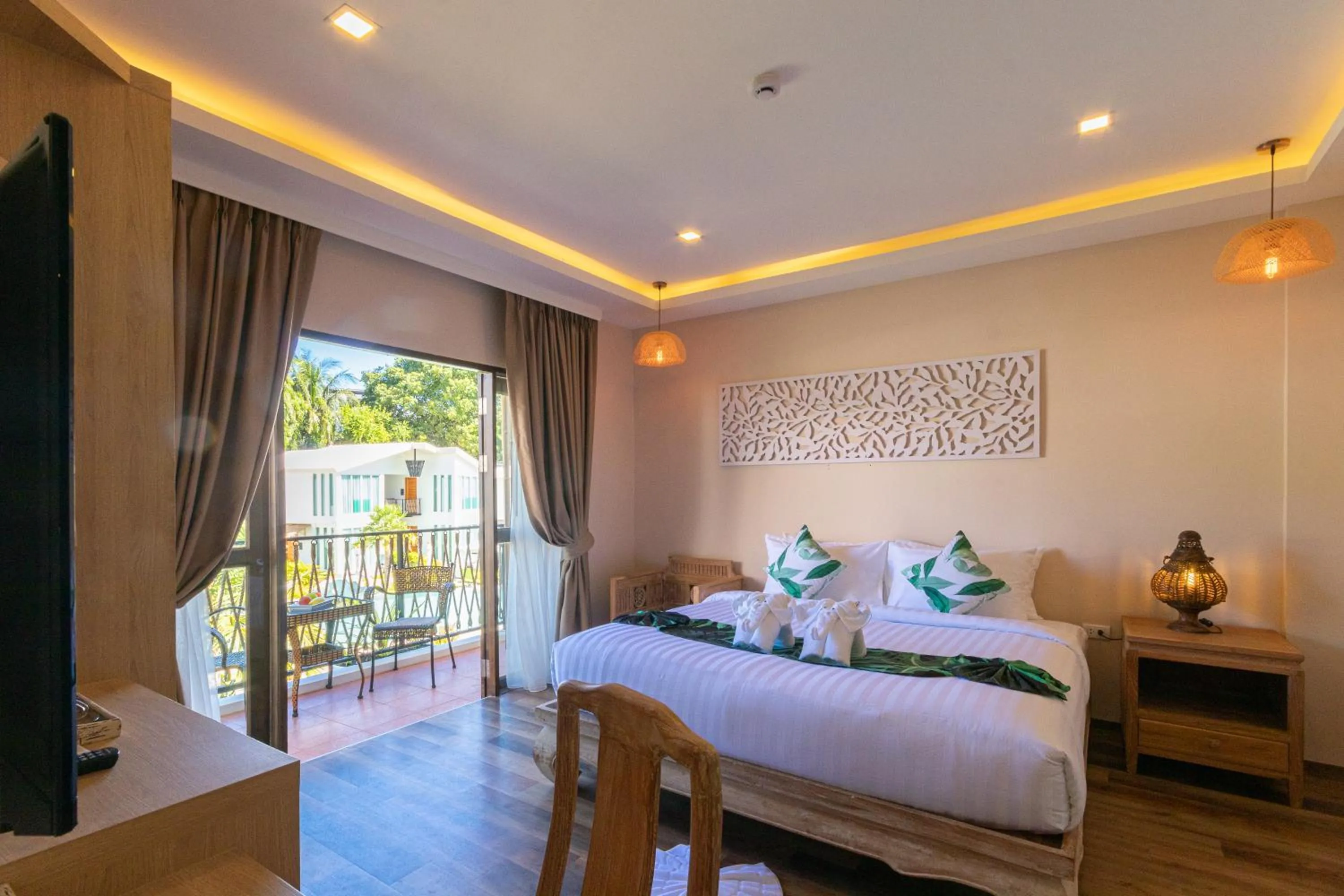 Bed in Vannee Golden Sands Beachfront Resort