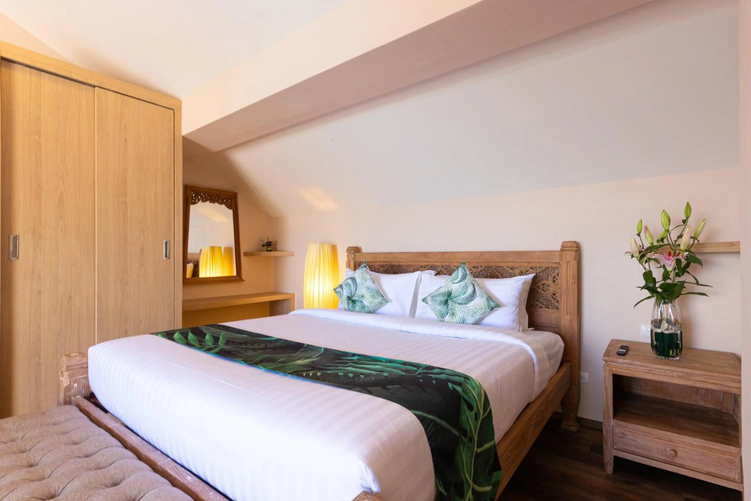 Bed in Vannee Golden Sands Beachfront Resort