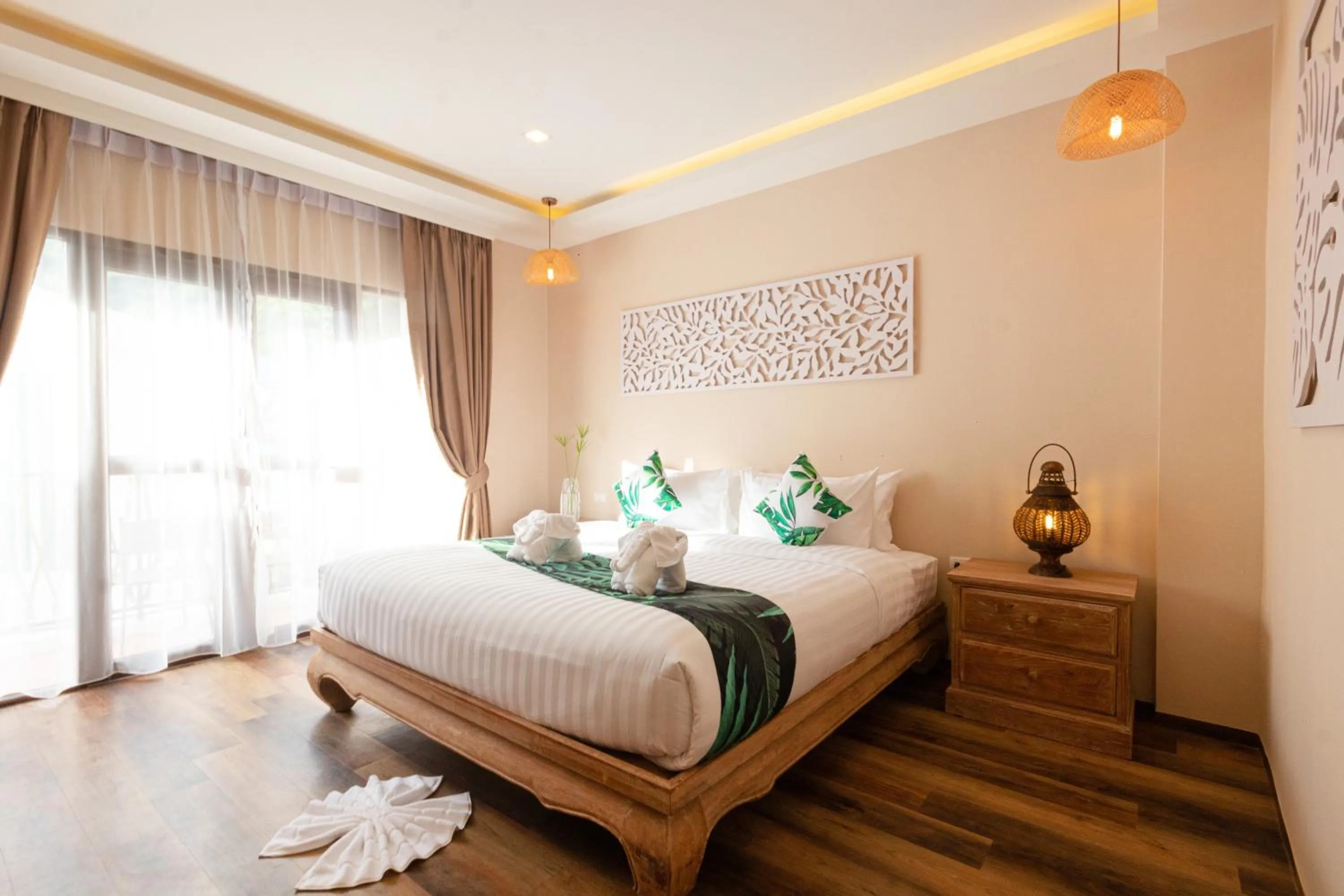 Bedroom, Bed in Vannee Golden Sands Beachfront Resort