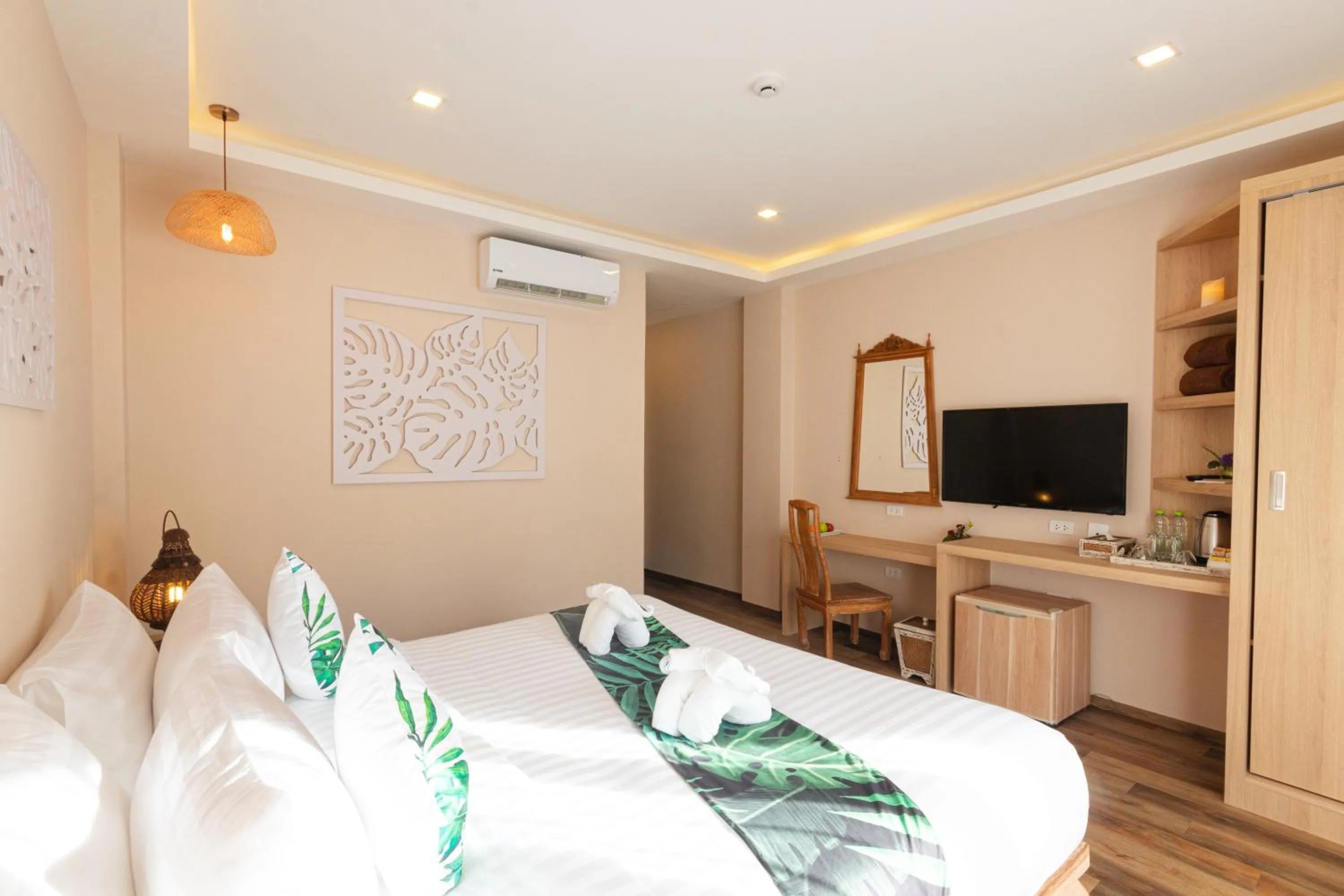 Bed in Vannee Golden Sands Beachfront Resort