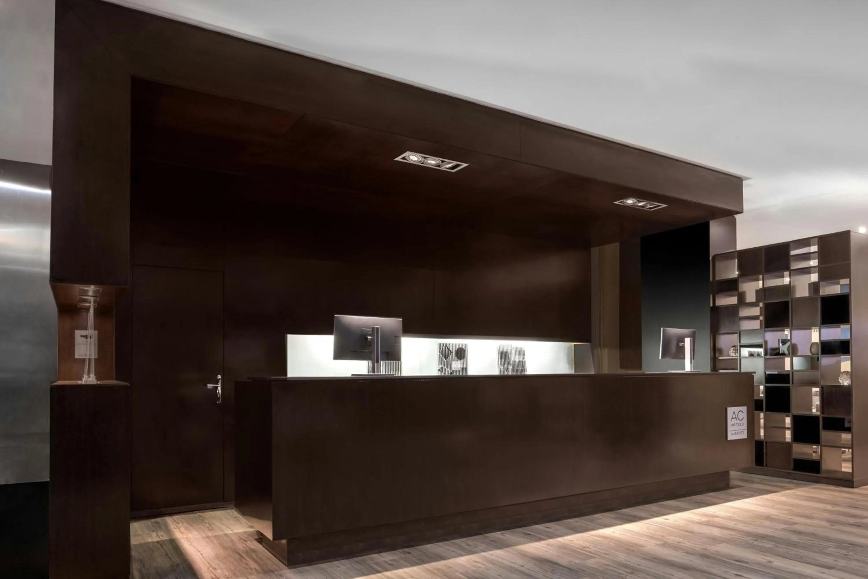 Lobby or reception in AC Hotel Zamora by Marriott