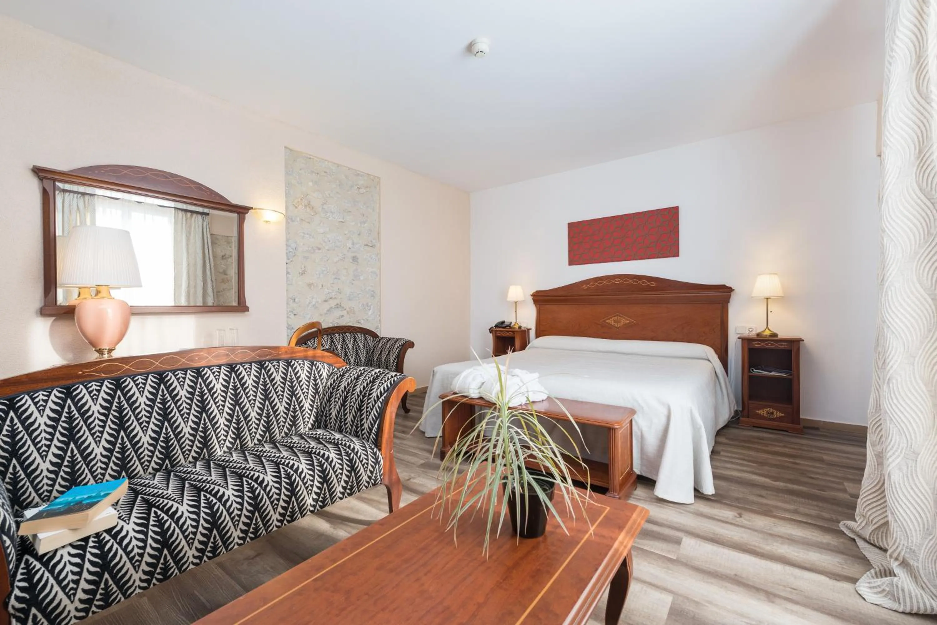 Photo of the whole room, Bed in Monnaber Nou Finca Hotel & Spa