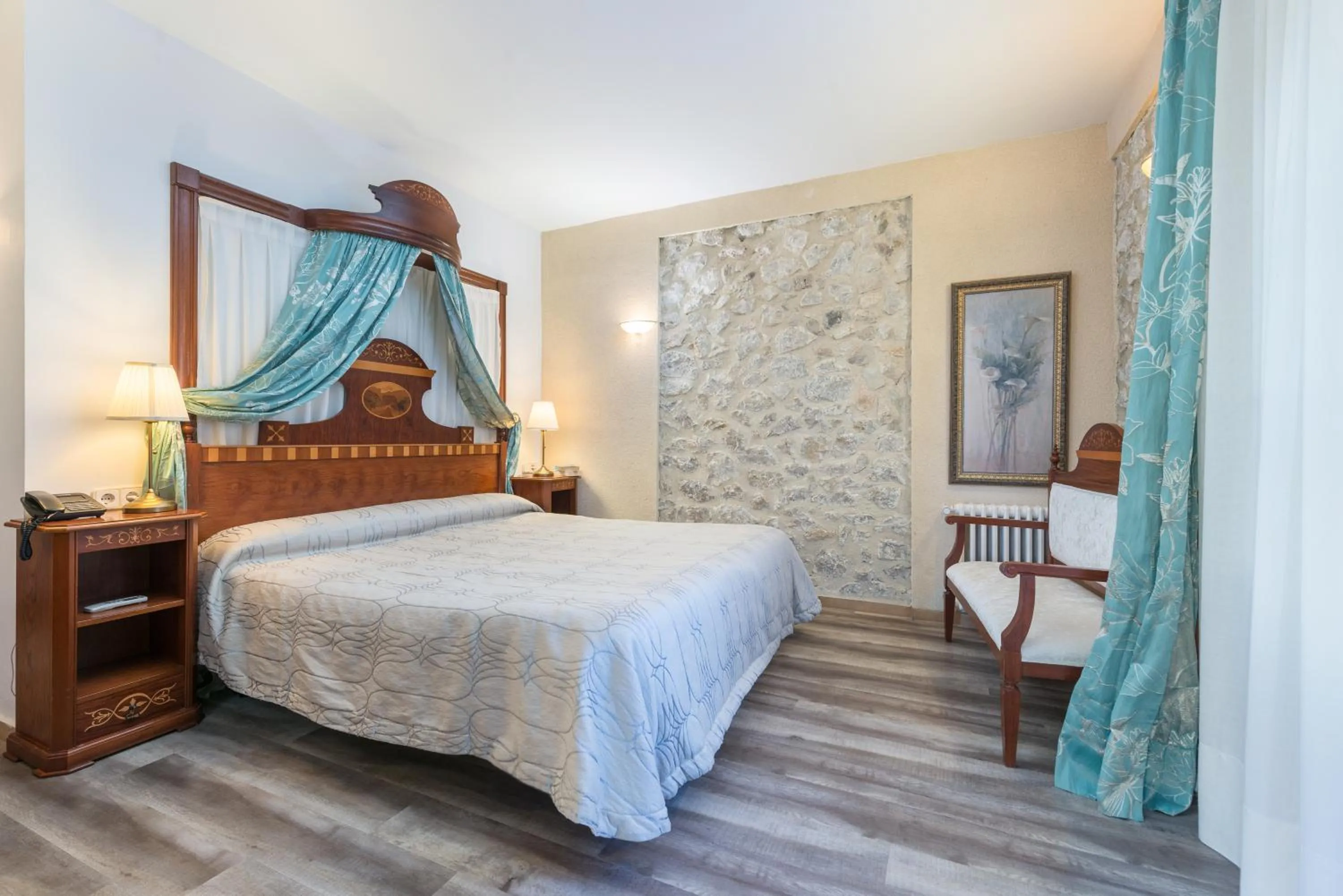Photo of the whole room, Bed in Monnaber Nou Finca Hotel & Spa