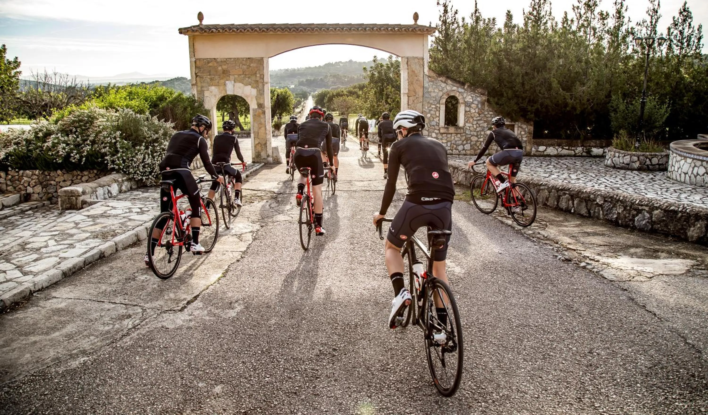 Cycling in Monnaber Nou Finca Hotel & Spa