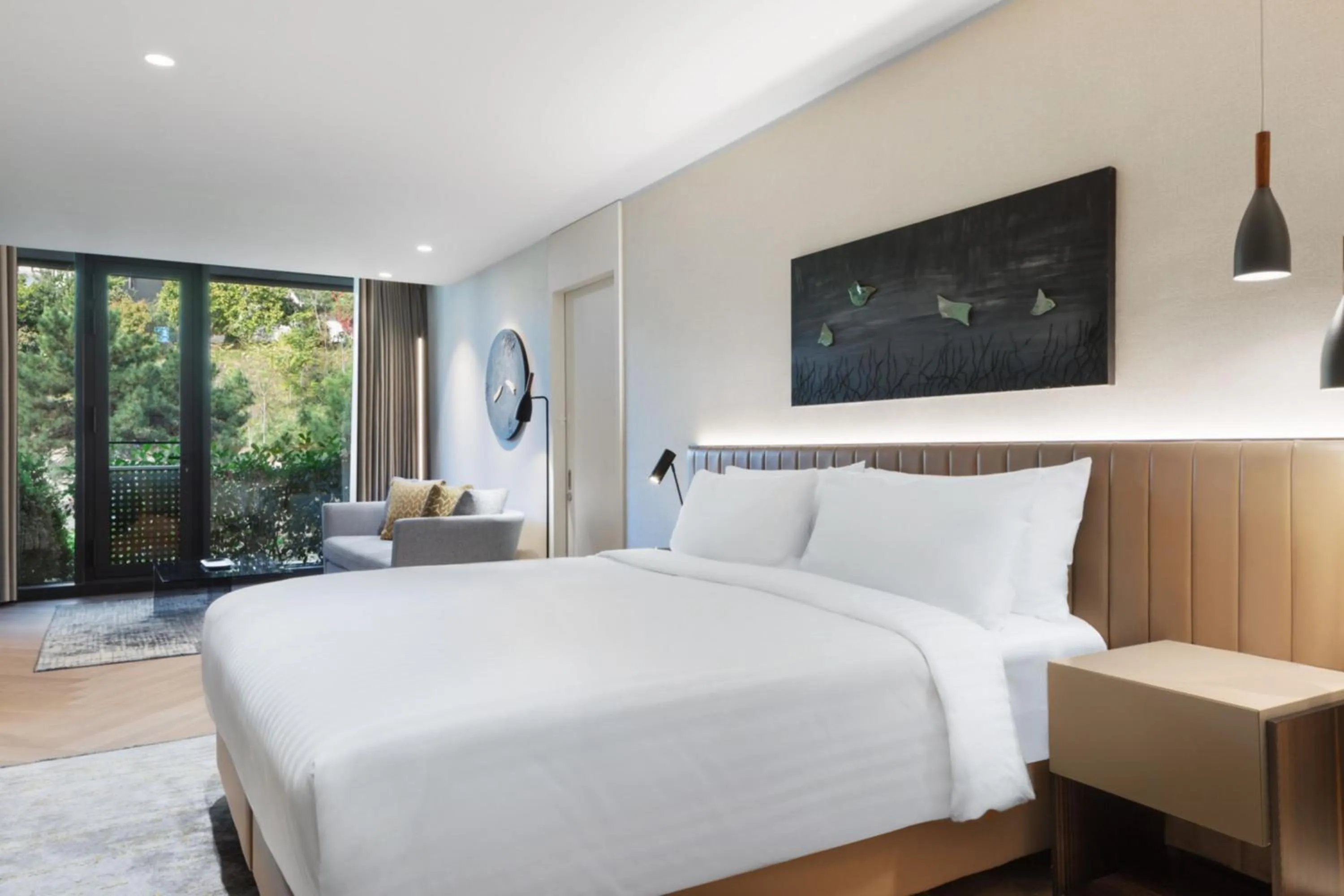 Bedroom, Bed in Marriott Executive Apartments Istanbul Fulya