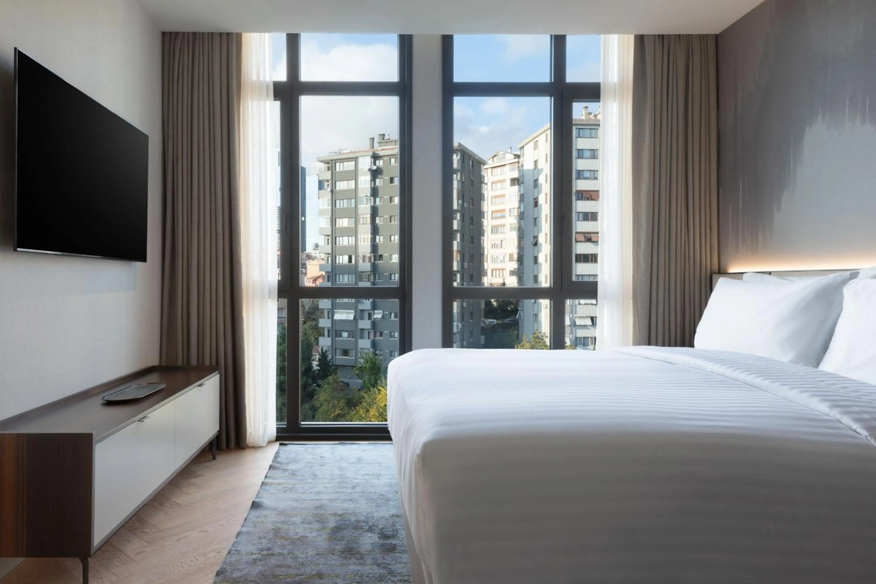 Bedroom, Bed in Marriott Executive Apartments Istanbul Fulya