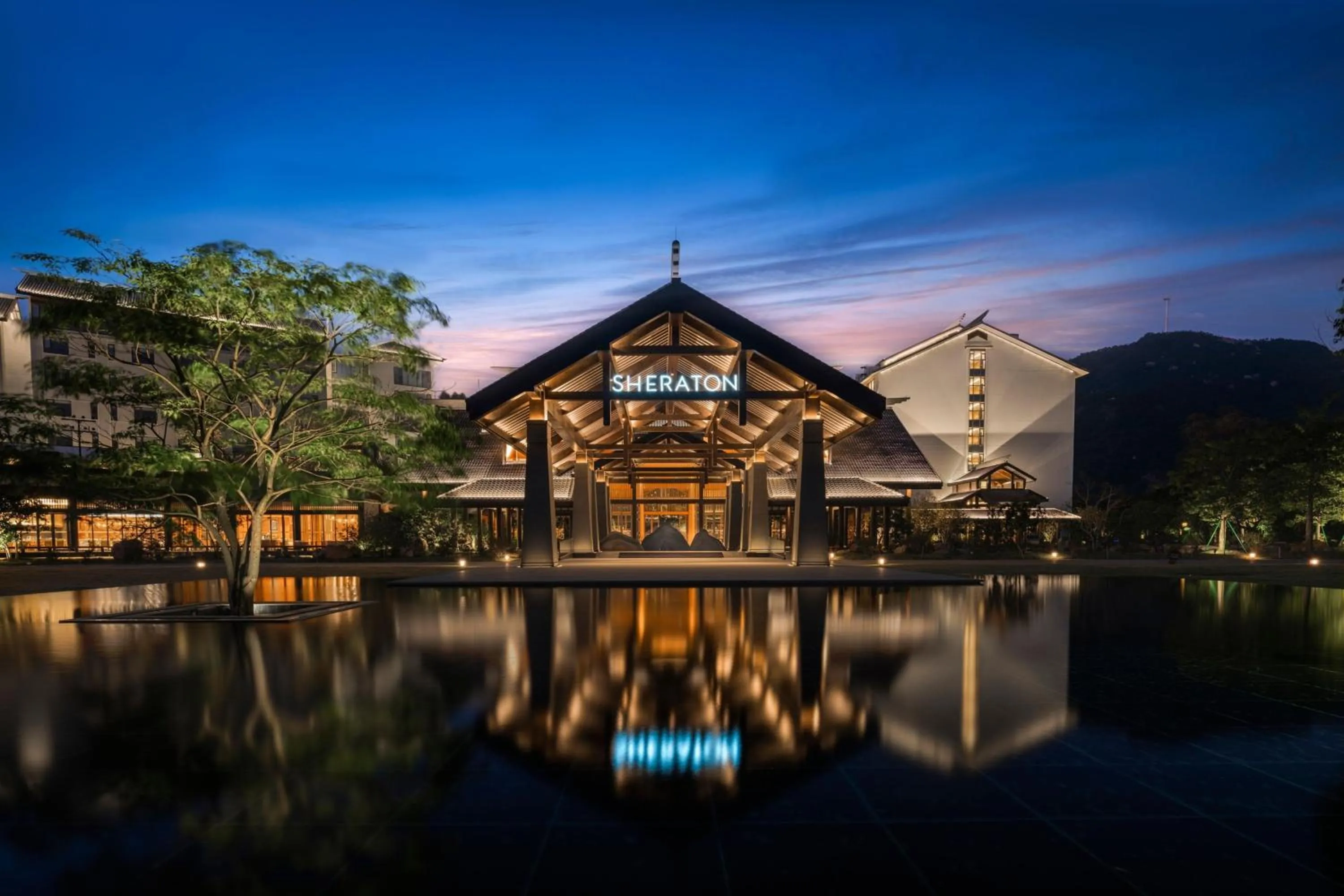 Property building in Sheraton Maoming Hot Spring Resort