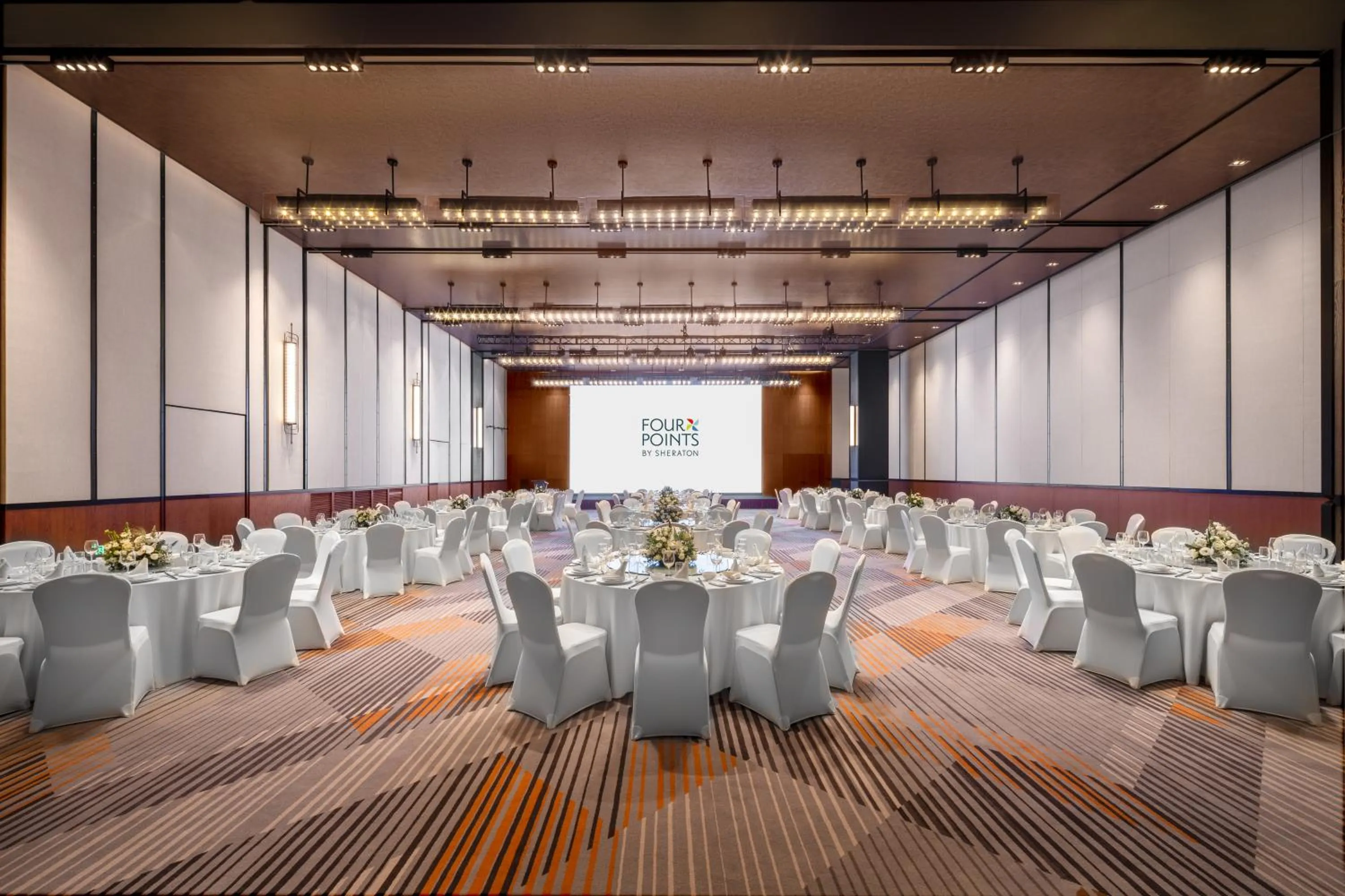 Meeting/conference room in Four Points by Sheraton Chongqing, Yongchuan