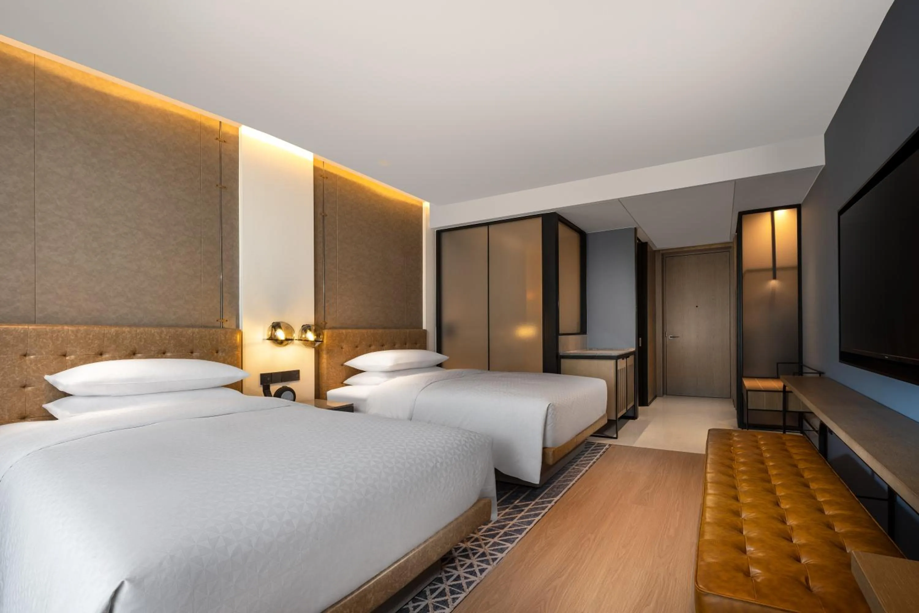 Property building, Bed in Four Points by Sheraton Chongqing, Yongchuan