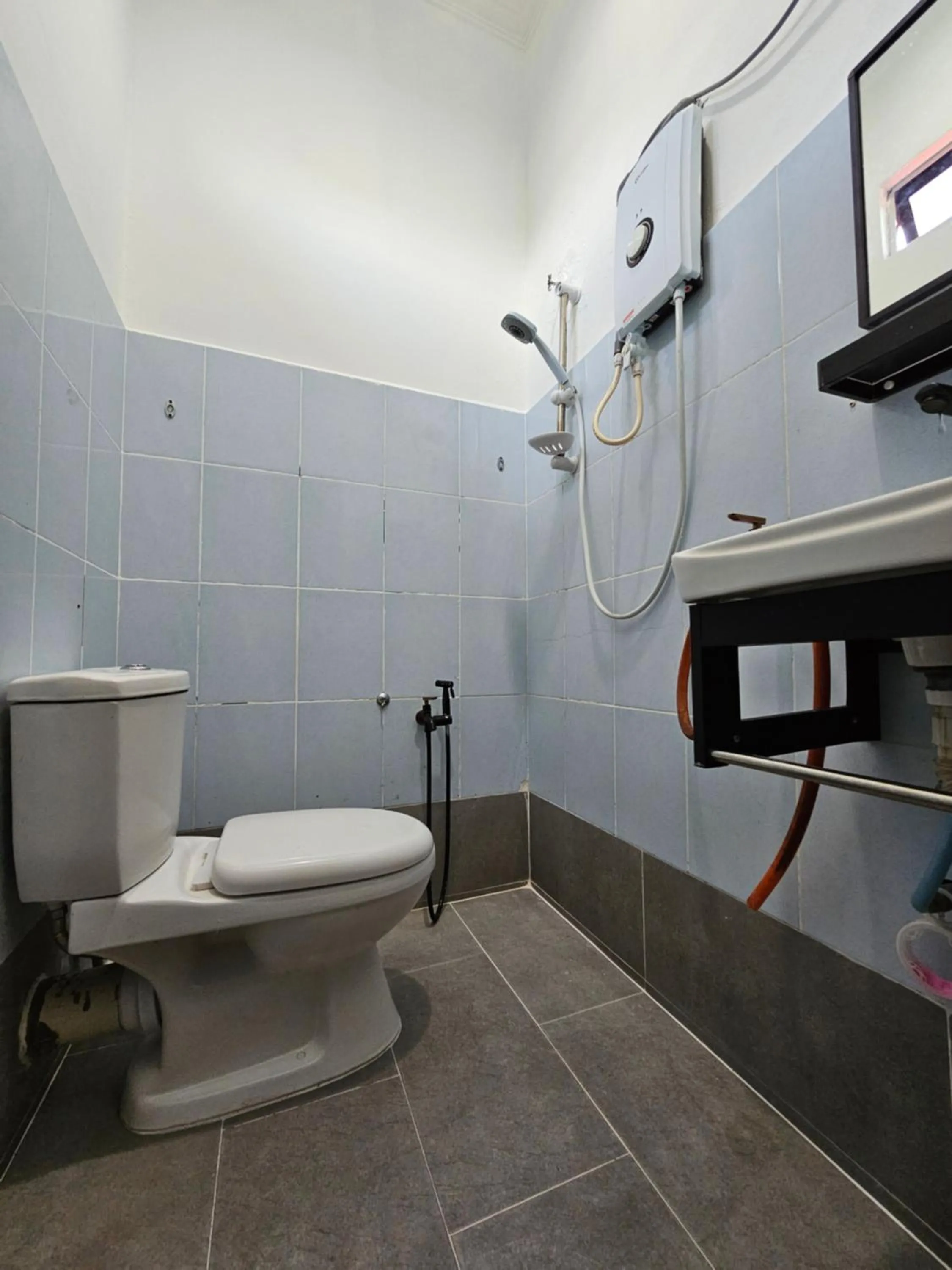 Shower in RVH Kuala Terengganu