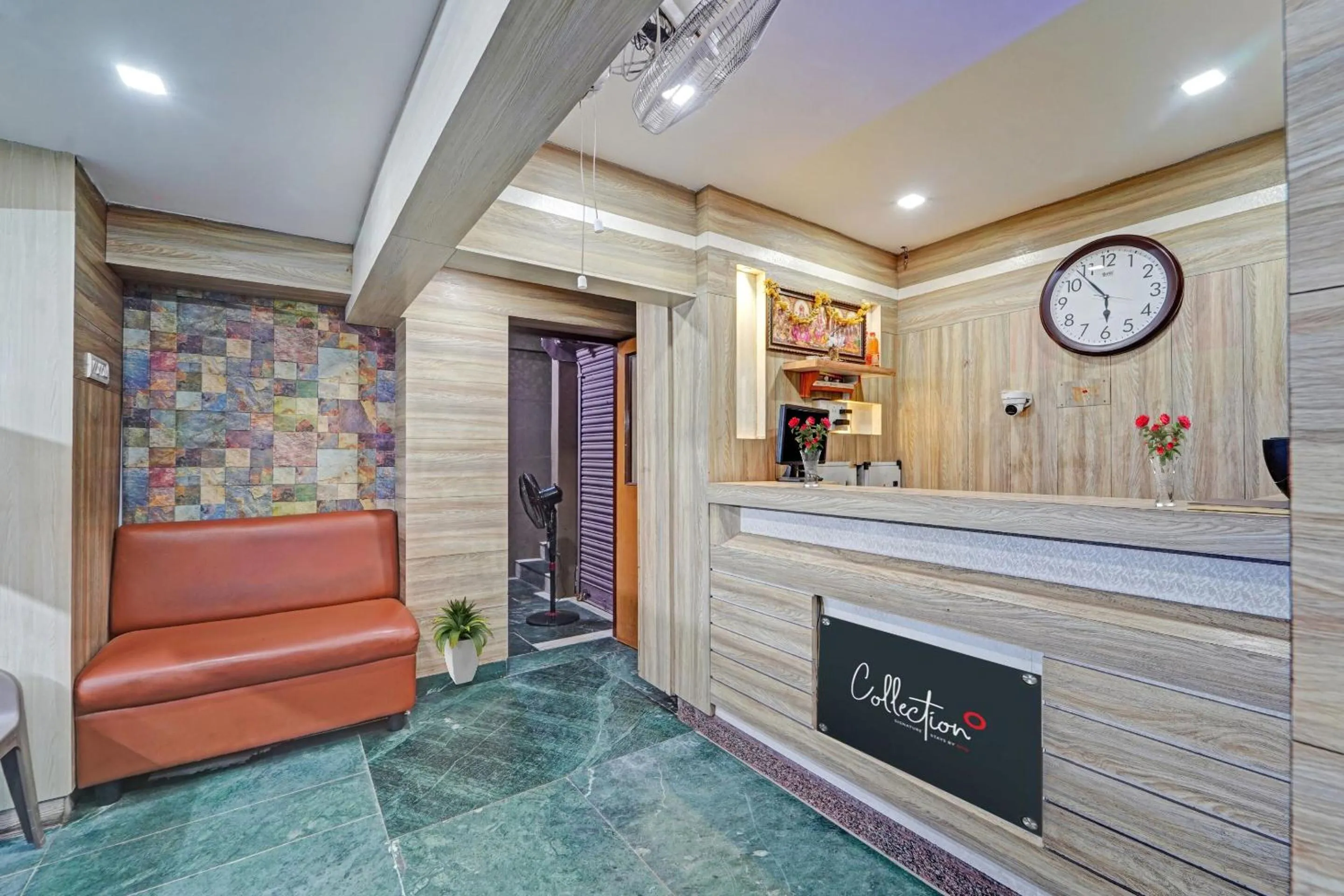 Lobby or reception in Collection O Pride Hospitality US Consulate