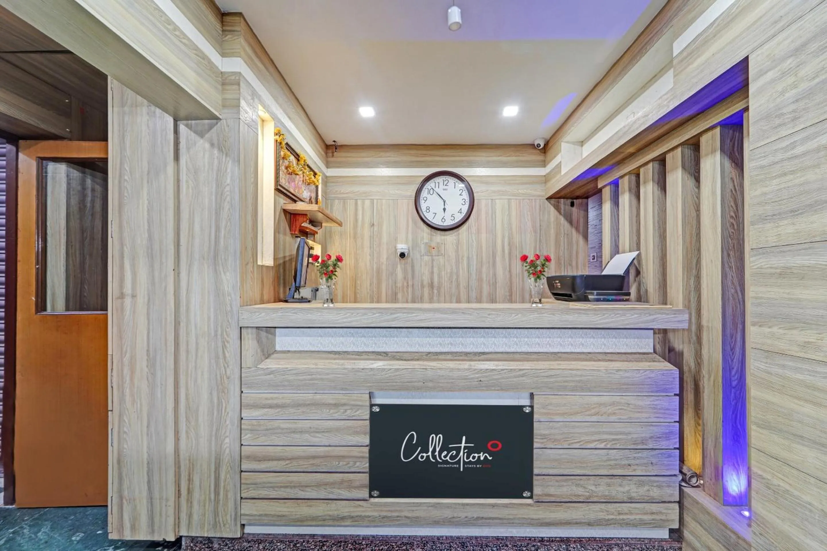 Lobby or reception in Collection O Pride Hospitality US Consulate